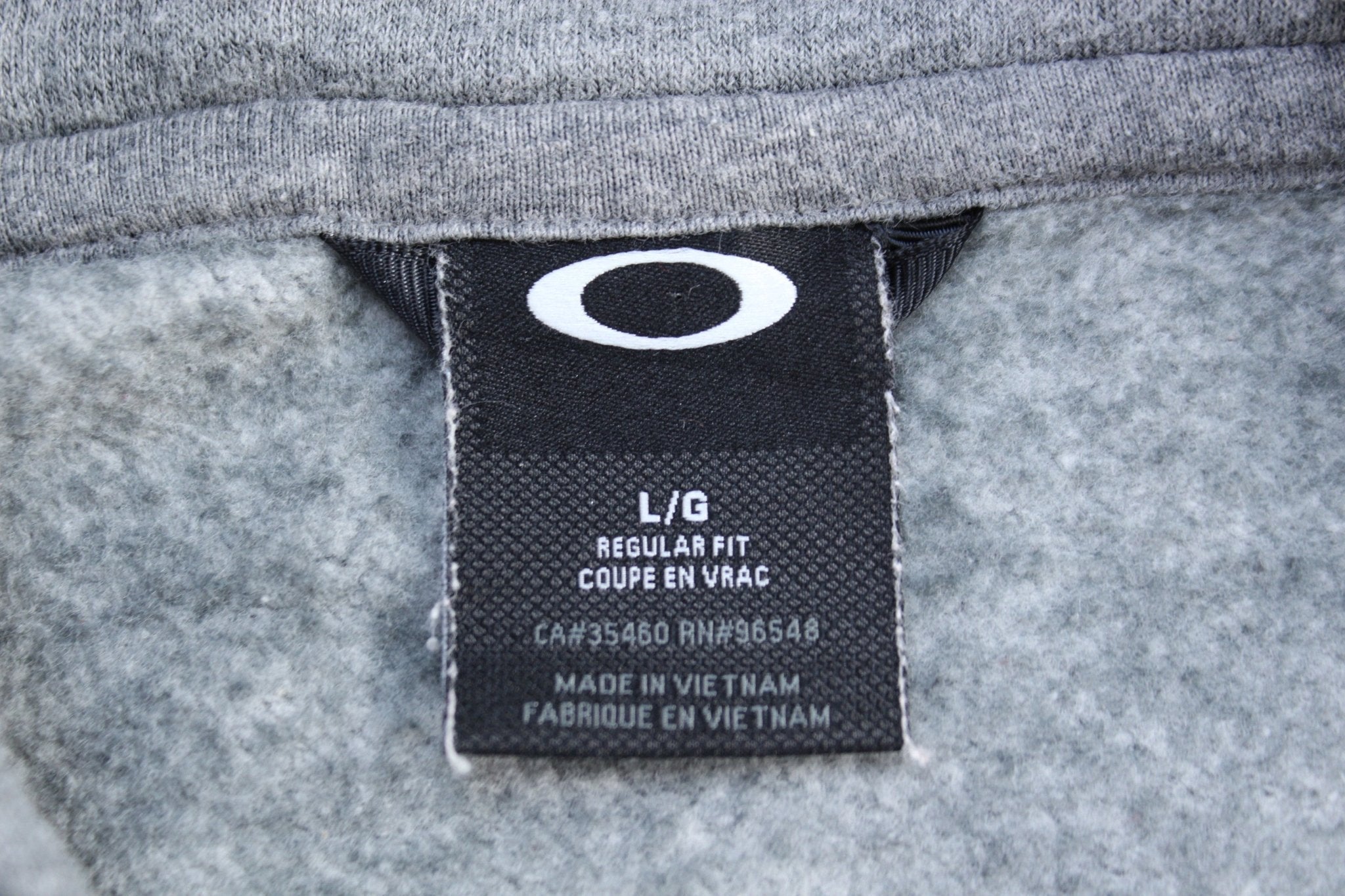 Oakley Spellout Logo Grey Pullover Hoodie - Jacket - Thrifted Threads