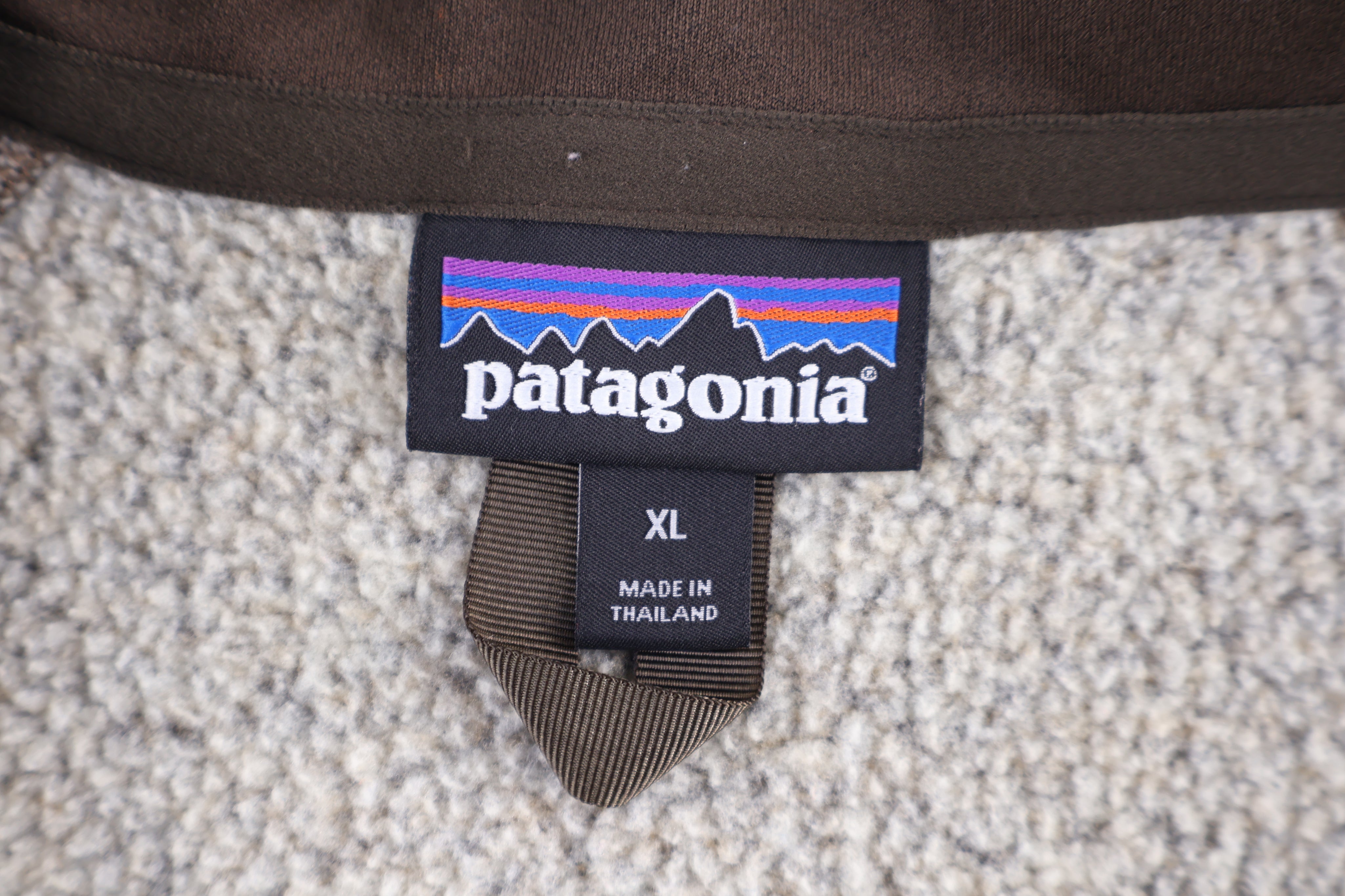 Patagonia Logo Patch Brown Quarter Zip Pullover - Sweater - Thrifted Threads