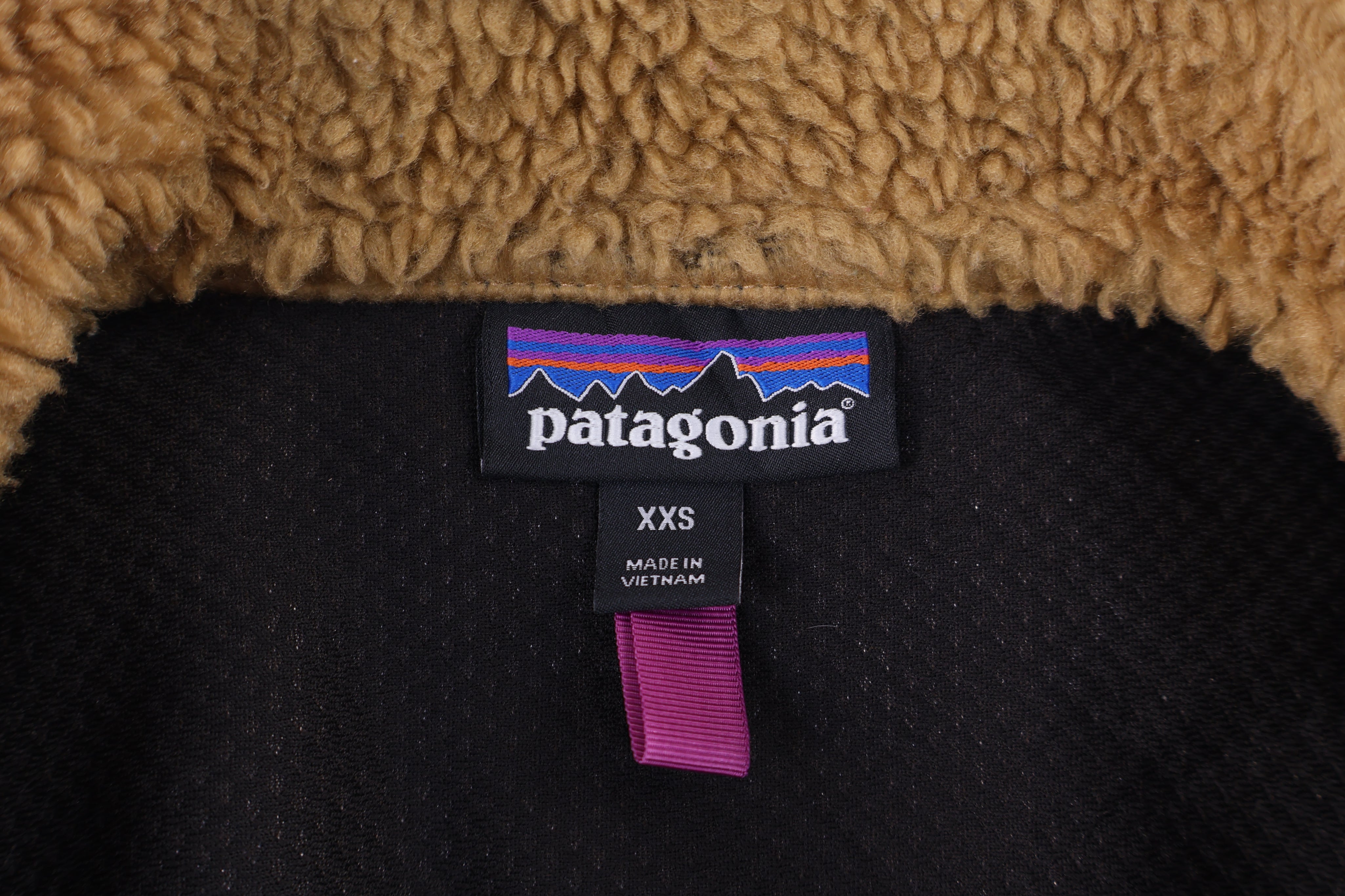 Patagonia Logo Patch Sherpa Full Zip Vest - Vest - Thrifted Threads