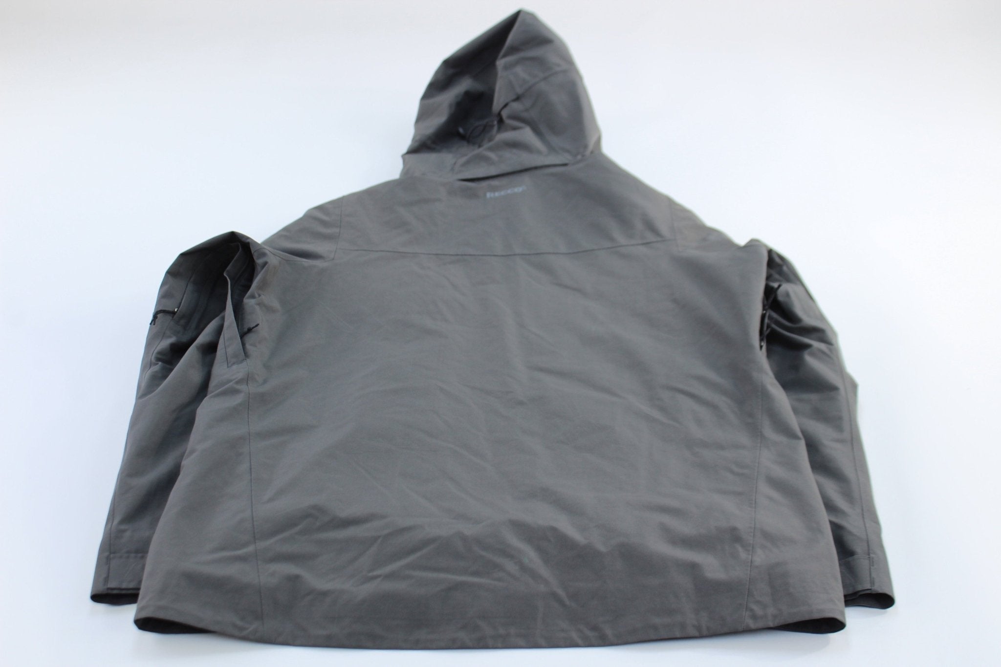 Patagonia Spellout Logo Grey Powder Bowl Gore - Tex Jacket - ThriftedThreads.com