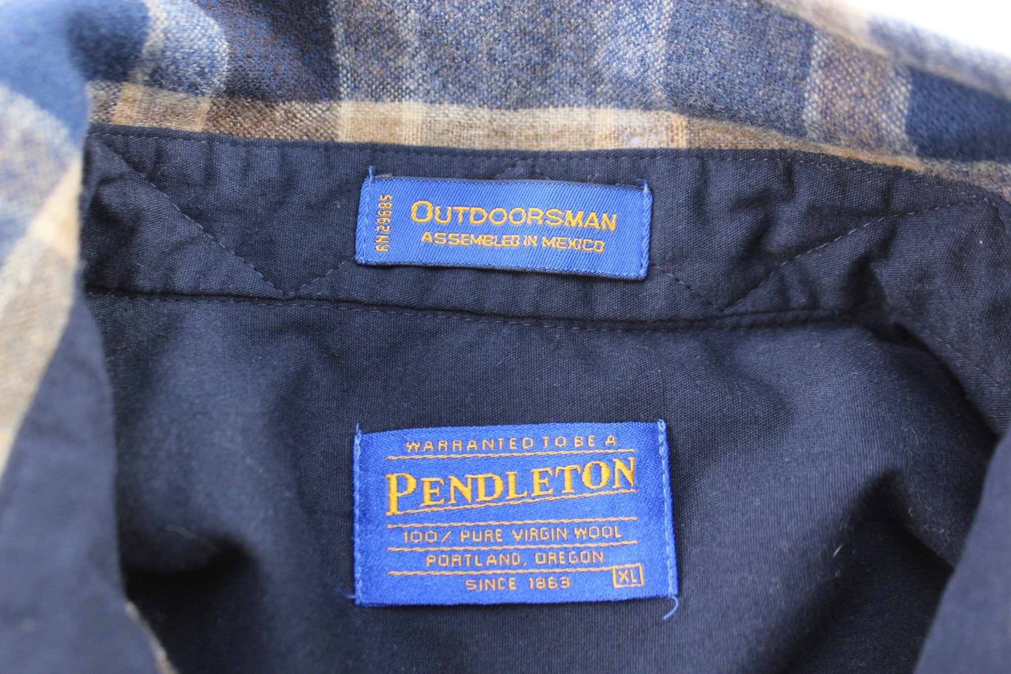 Pendleton Woolen Mills Outdoorsman Plaid LS Button Down - ThriftedThreads.com