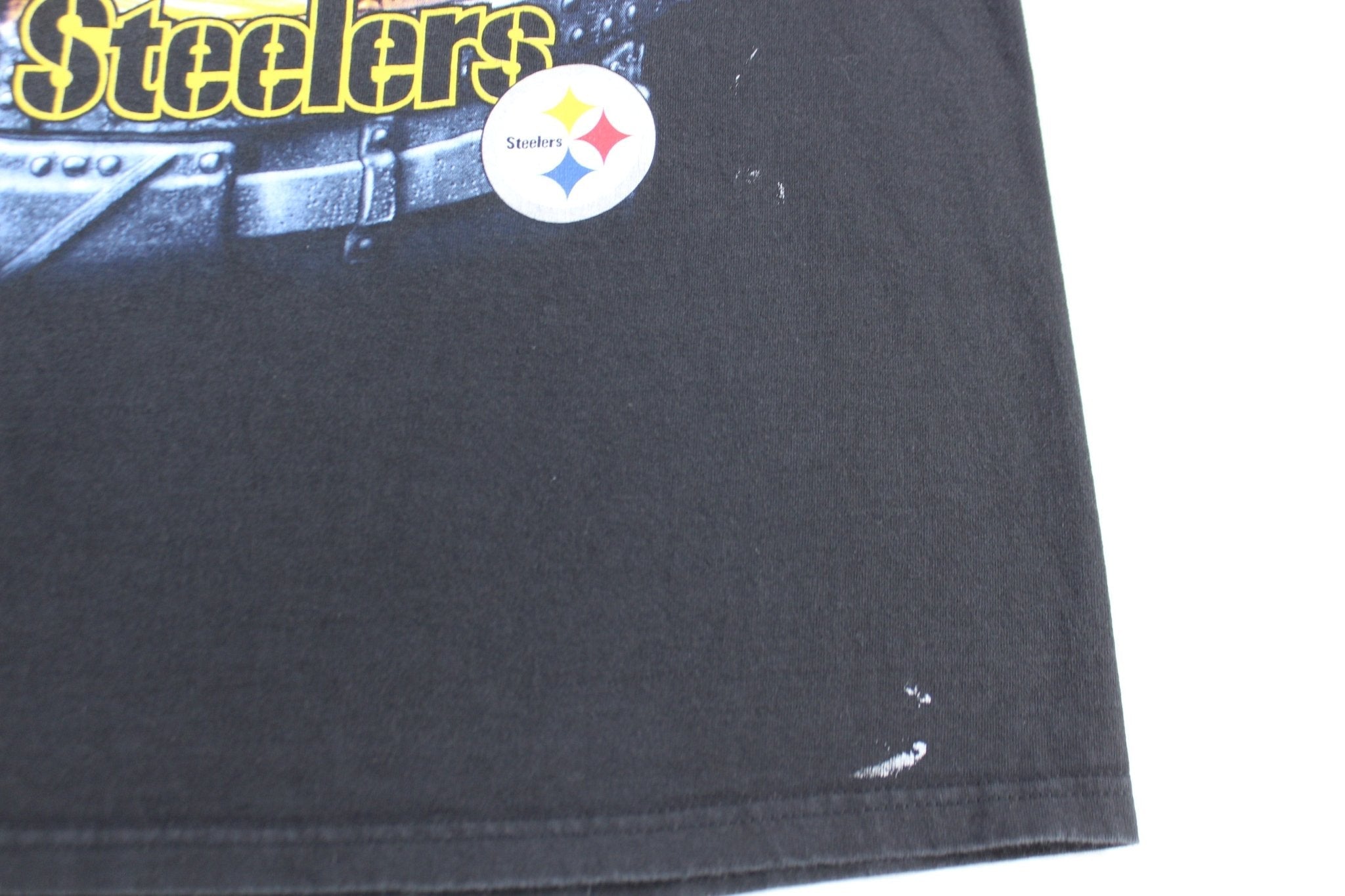 Pittsburgh Steelers Football Graphic T-Shirt - T-Shirts - Thrifted Threads