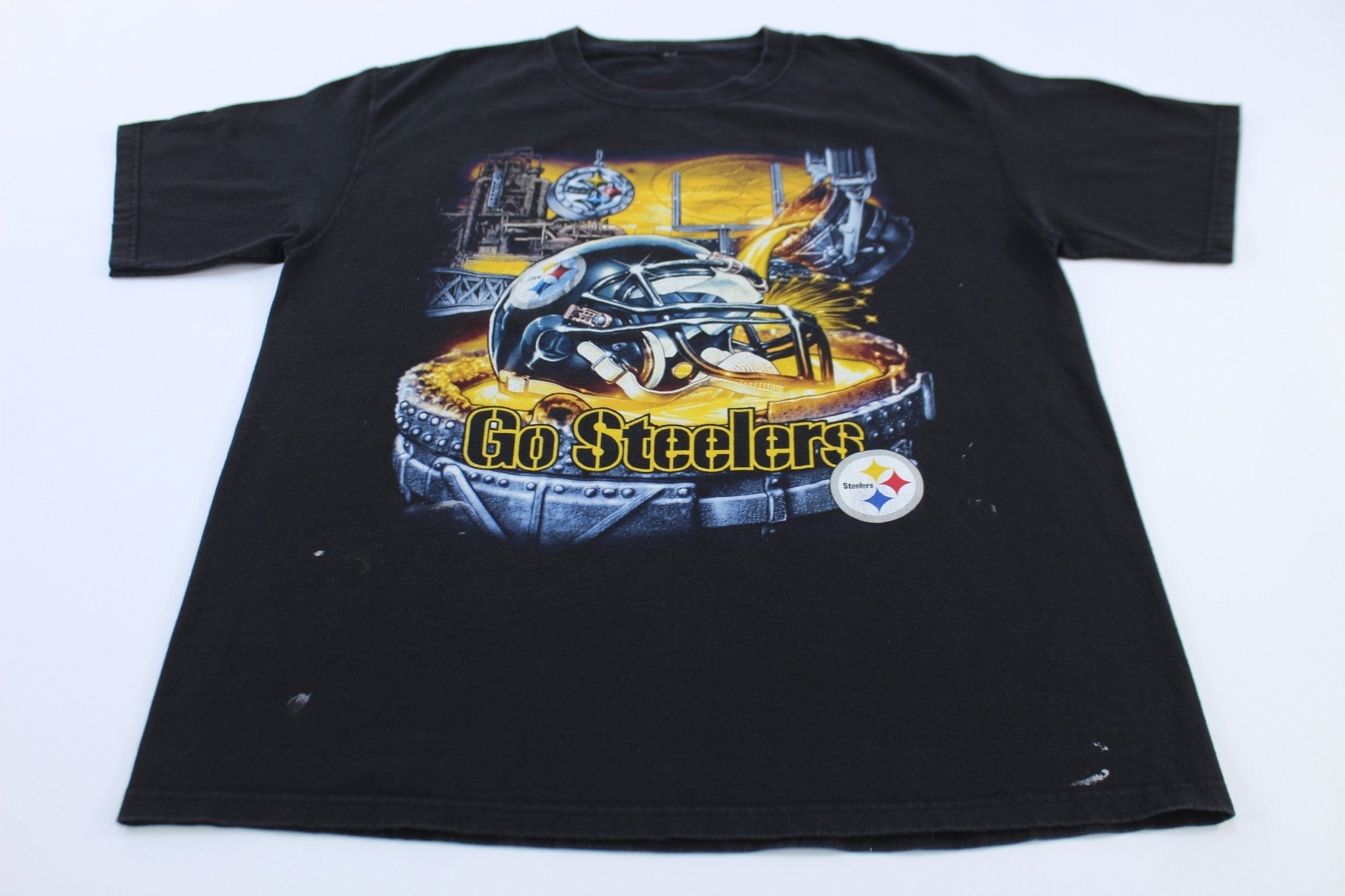 Pittsburgh Steelers Football Graphic T-Shirt - T-Shirts - Thrifted Threads