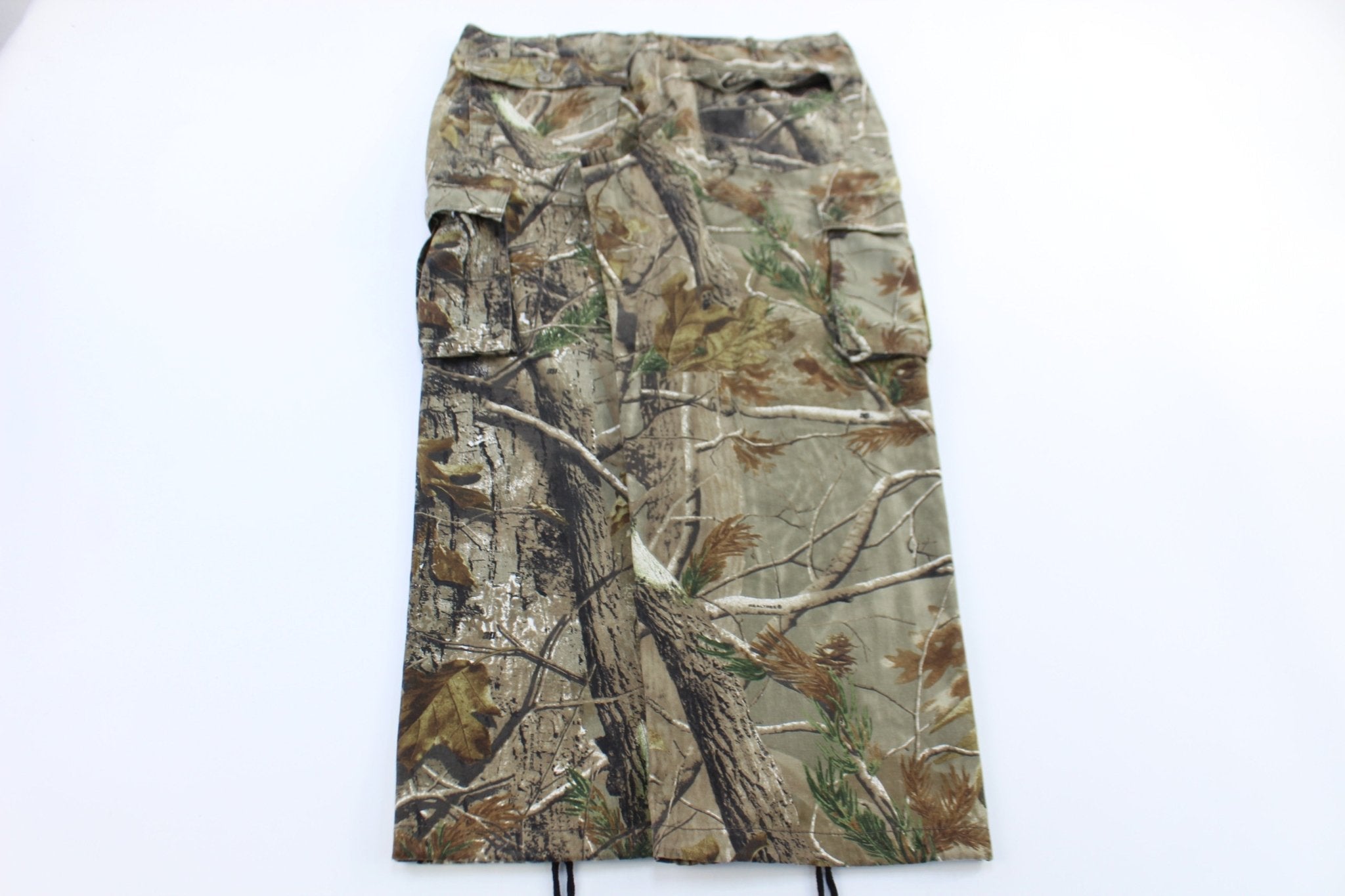 Real Tree Camo Cargo Pants - Pants/Shorts - Thrifted Threads
