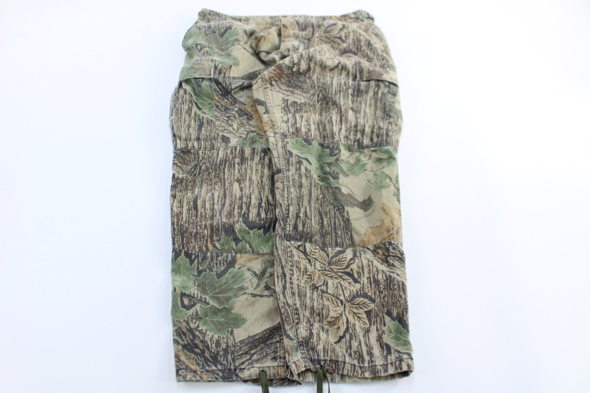 Real Tree Camo Cargo Pants - Pants/Shorts - Thrifted Threads