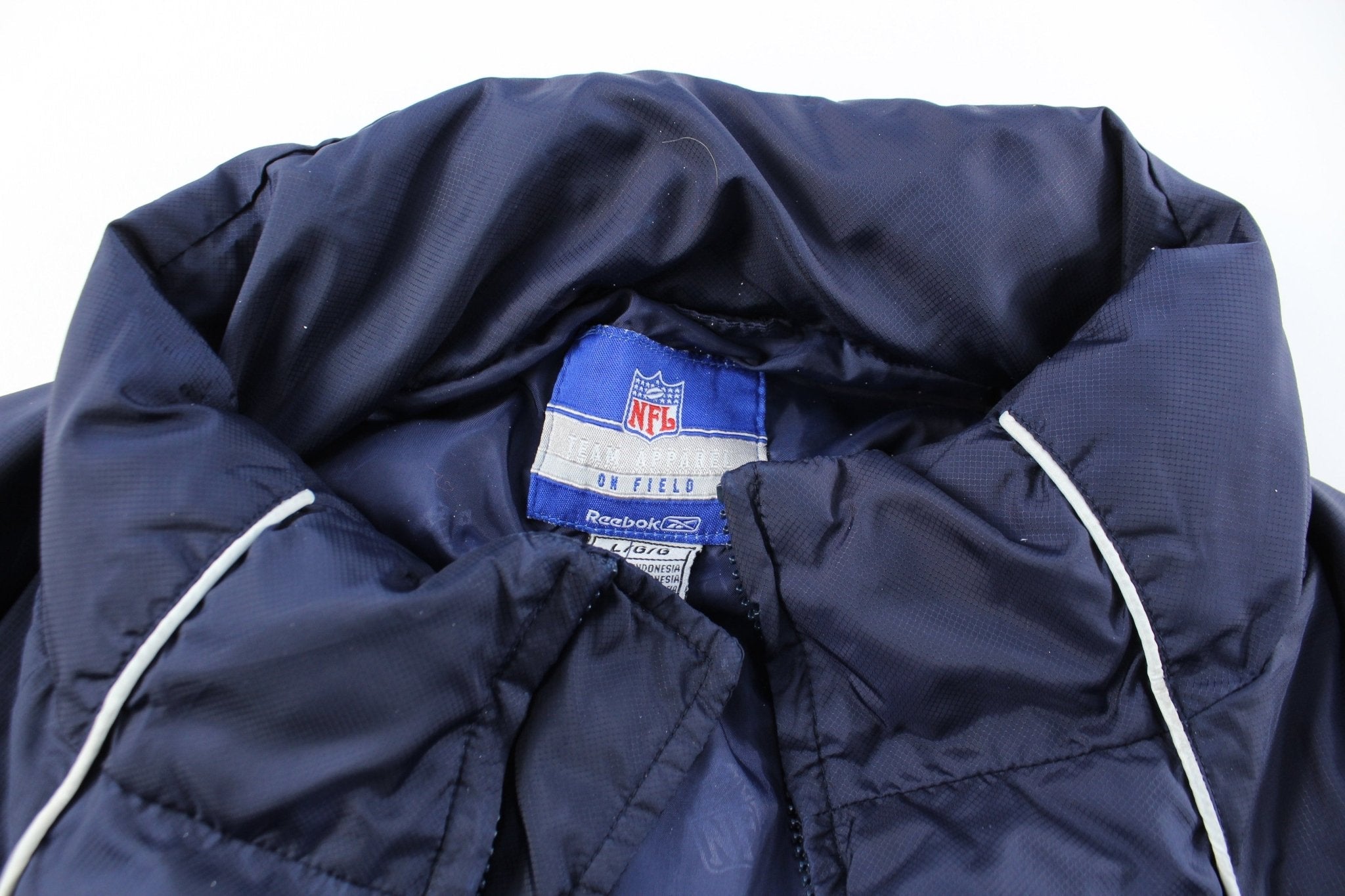 Reebok Embroidered Logo Dallas Cowboys Puffer Jacket - Jackets - Thrifted Threads