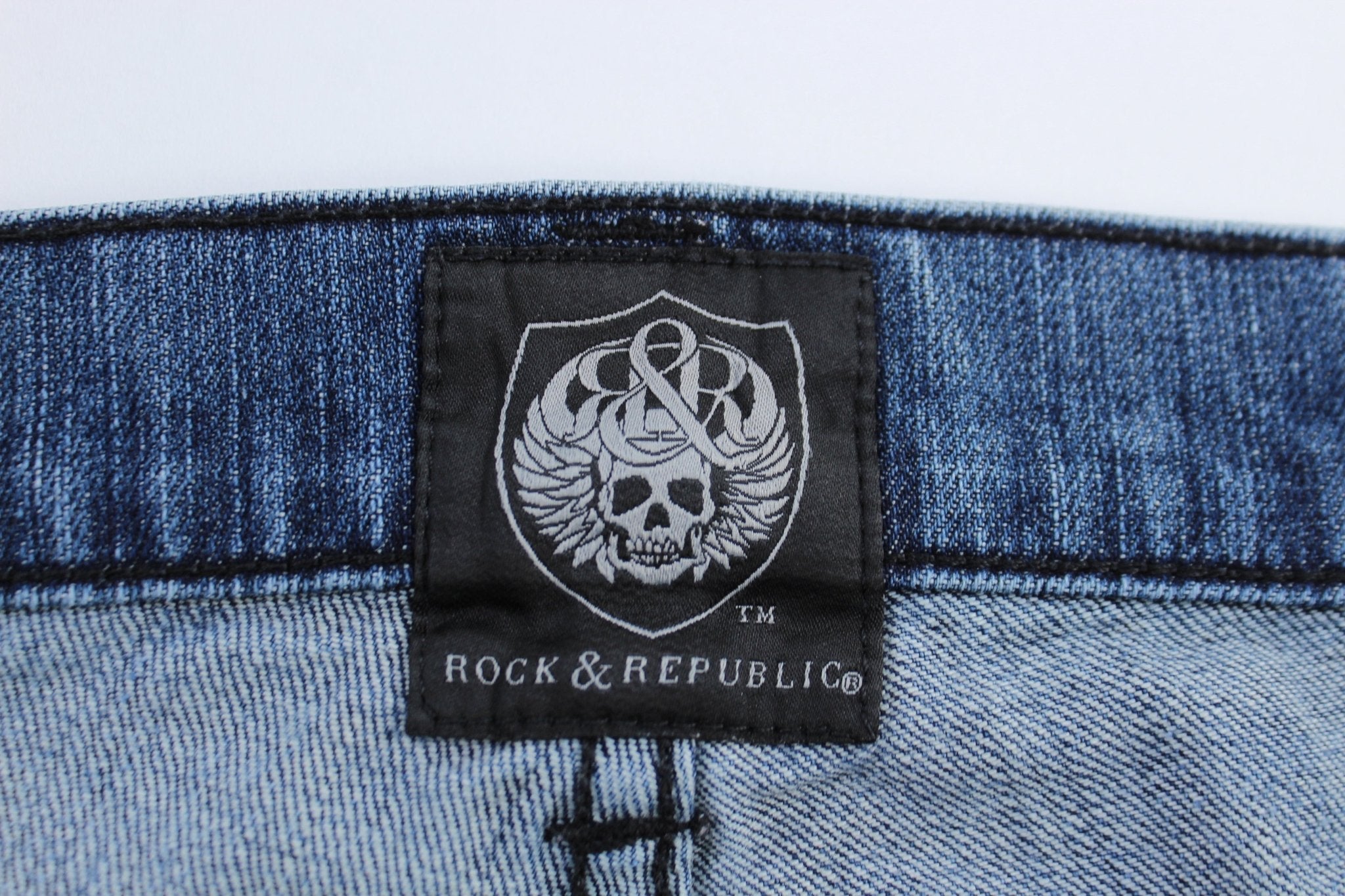 Rock & Republic Floyd Denim Jeans - ThriftedThreads.com