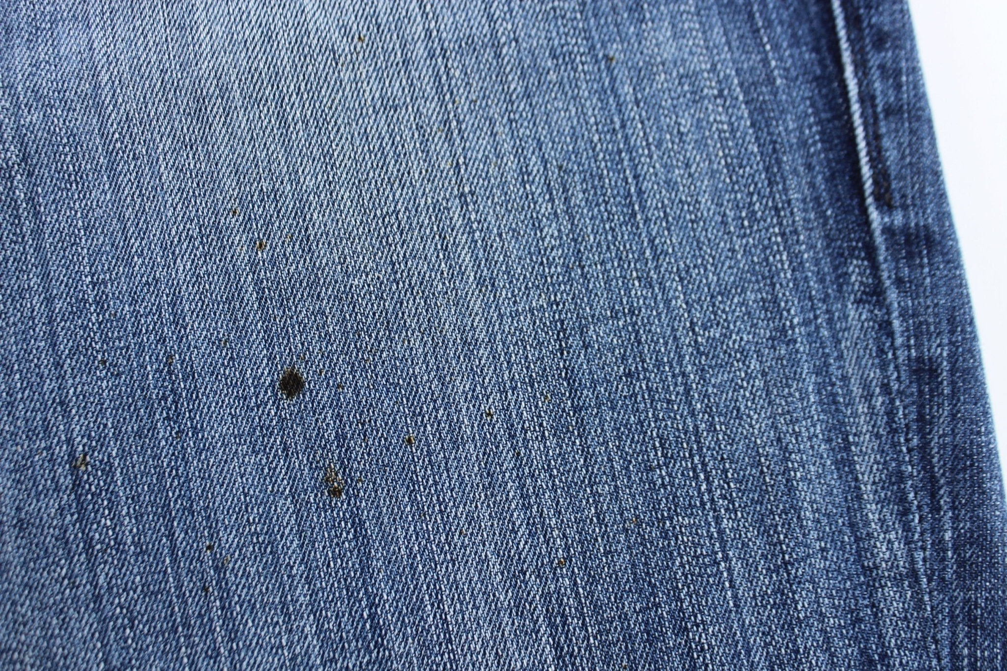 Rock & Republic Floyd Denim Jeans - ThriftedThreads.com