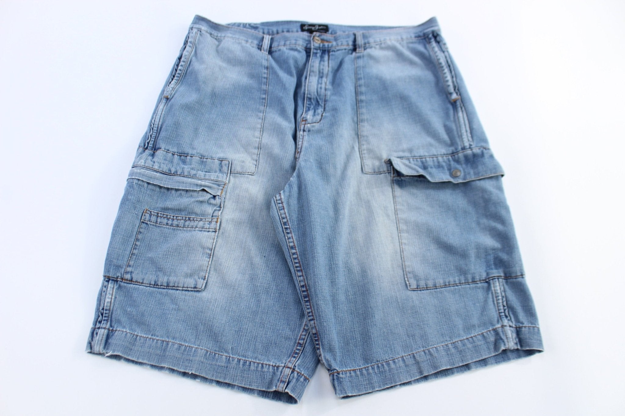 Sean John Light Wash Cargo Shorts - Pants/Shorts - Thrifted Threads