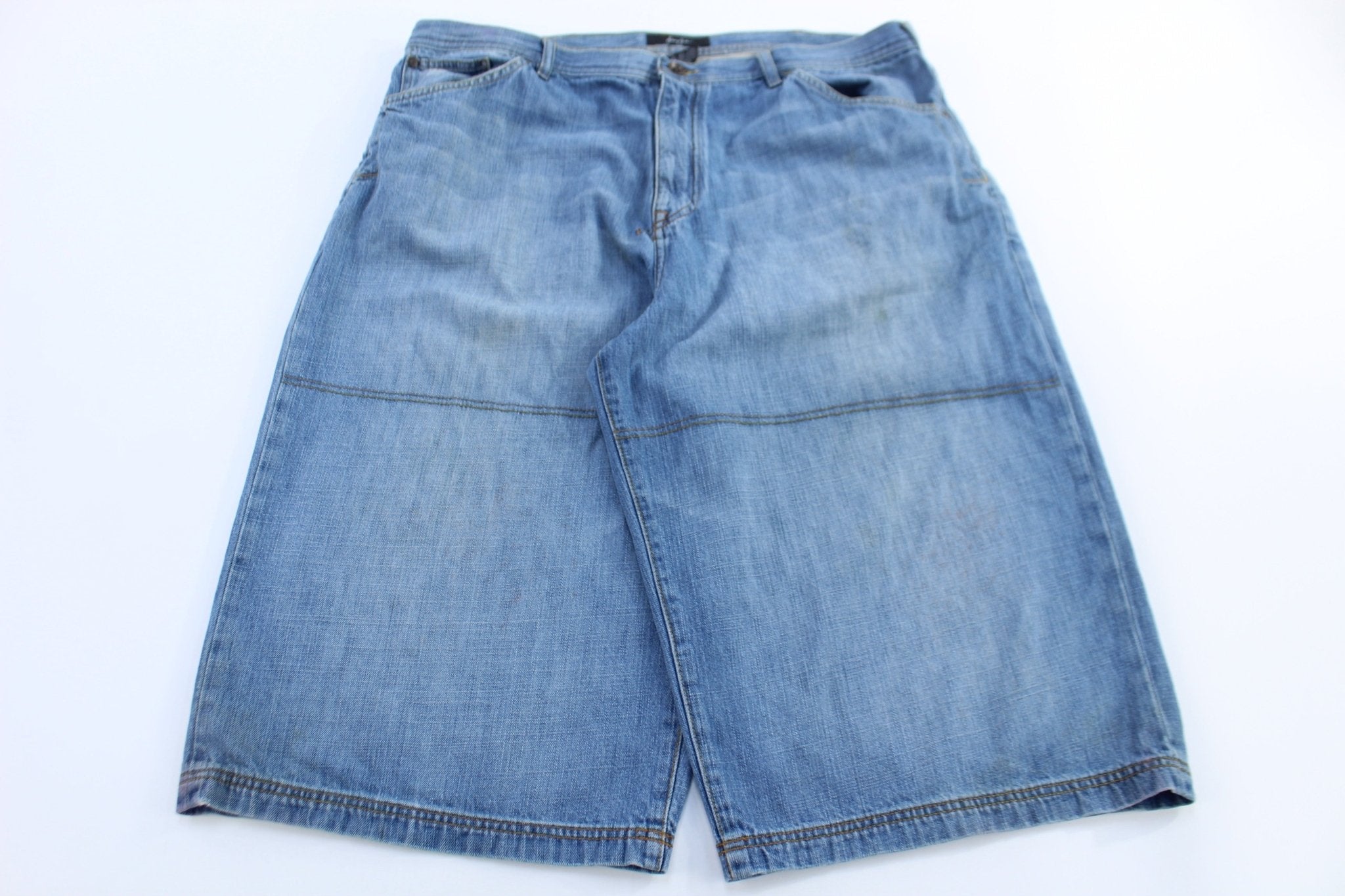 Sean John Light Wash Denim Shorts - Pants/Shorts - Thrifted Threads