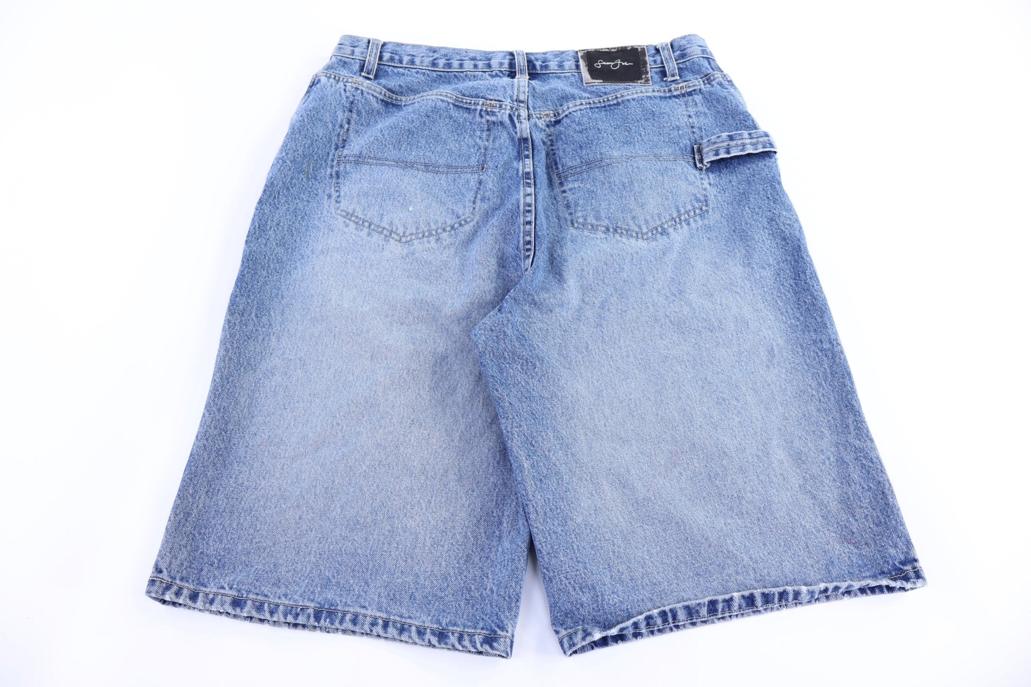Sean John Medium Wash Denim Shorts - Pants/Shorts - Thrifted Threads