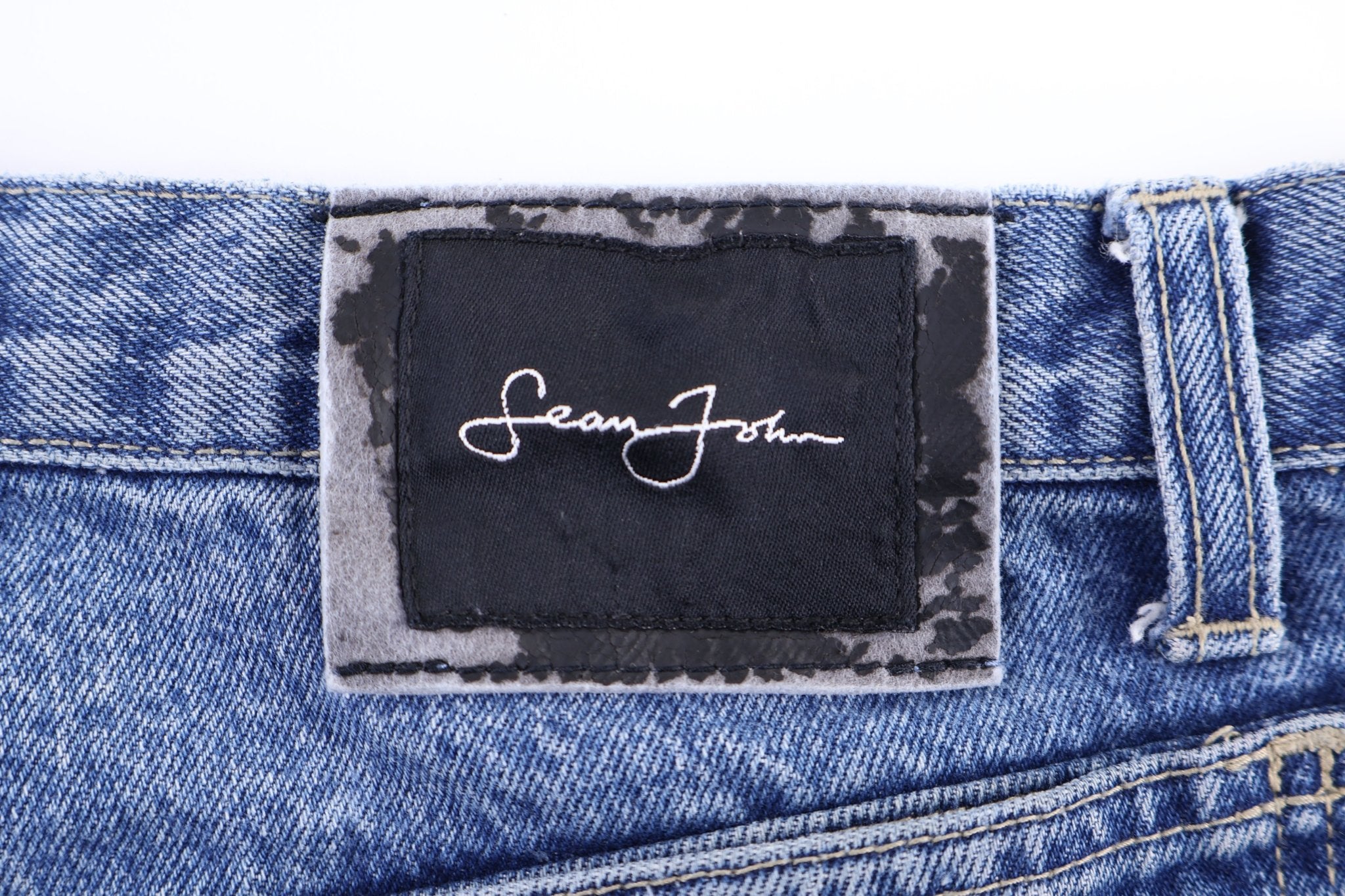 Sean John Medium Wash Denim Shorts - Pants/Shorts - Thrifted Threads