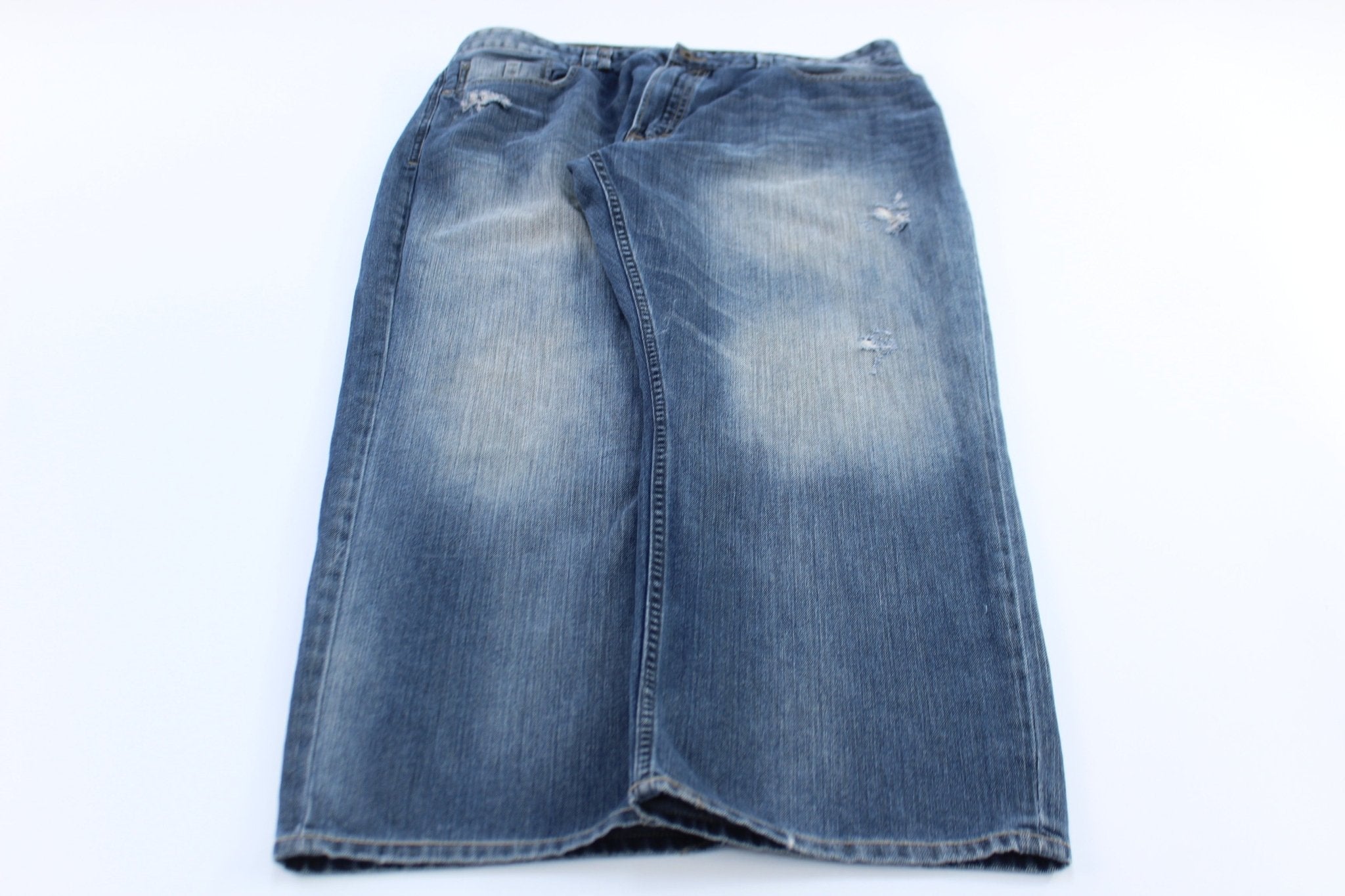 Sean John Relaxed Hamilton Denim Jeans - ThriftedThreads.com