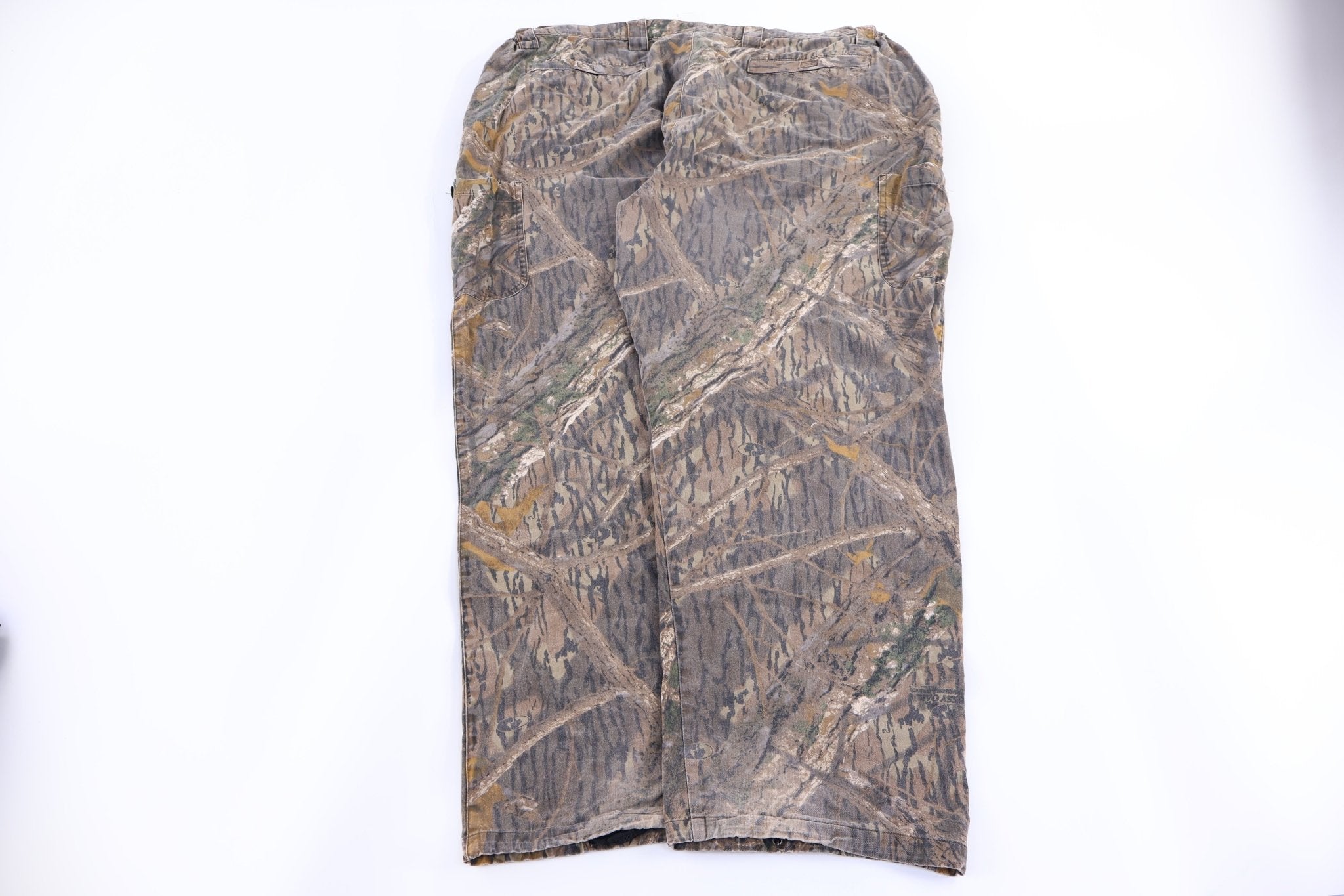 Shadow Branch Camo Cargo Pants - Pants/Shorts - Thrifted Threads