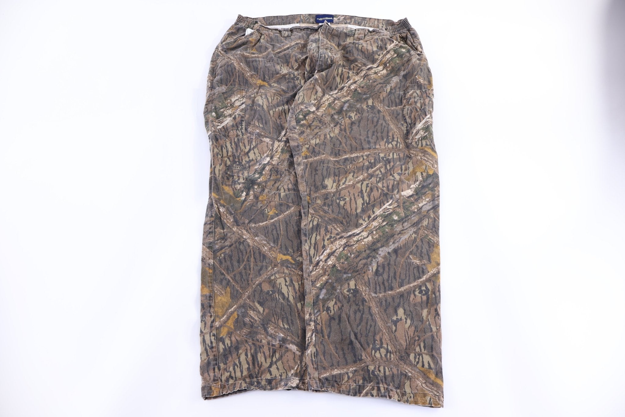 Shadow Branch Camo Cargo Pants - Pants/Shorts - Thrifted Threads