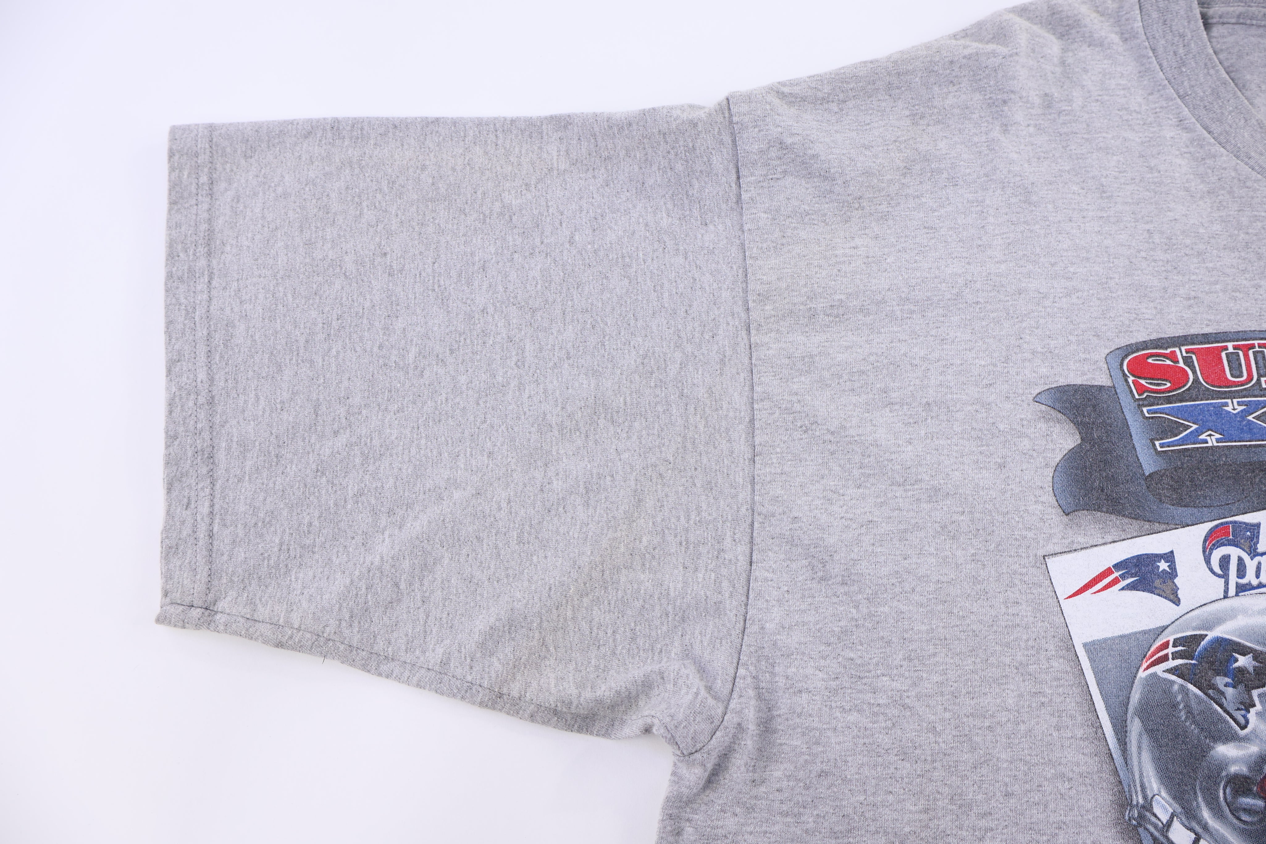 Superbowl XXXVI Patriots Vs Rams T-shirt - Shirts & Tops - Thrifted Threads