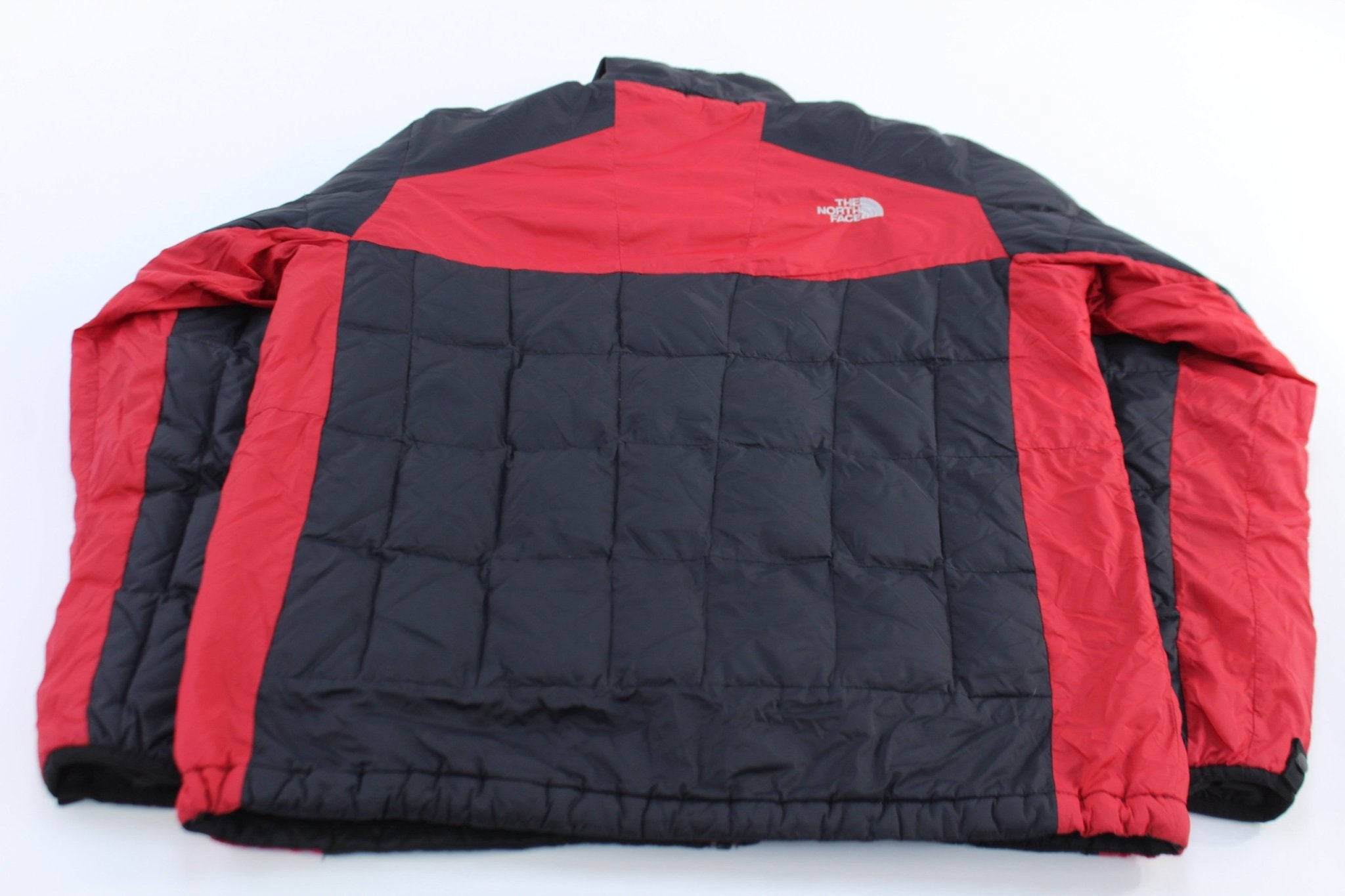 The North Face 550 Red & Black Puffer Jacket - ThriftedThreads.com