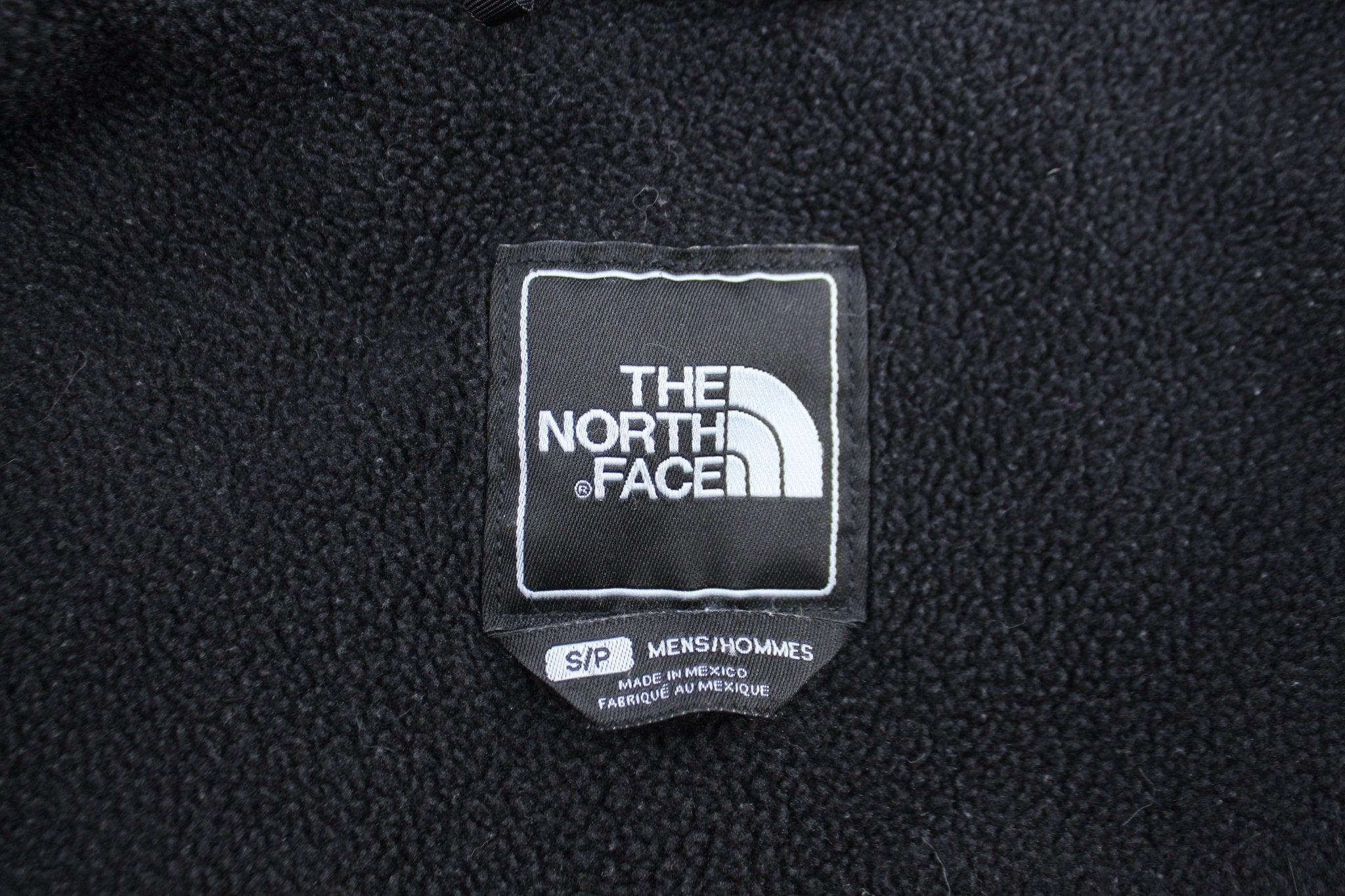 The North Face Embroidered Logo Black Denali Fleece Jacket - ThriftedThreads.com