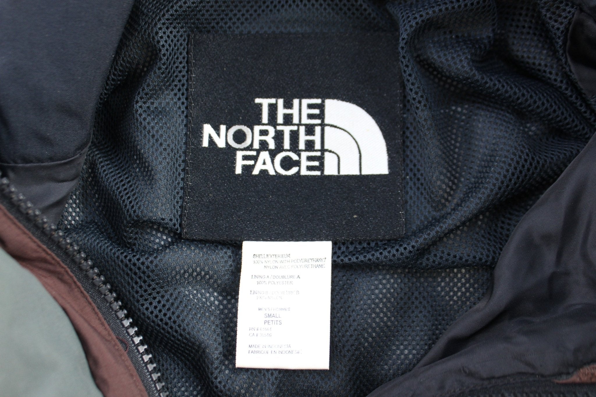 The North Face Embroidered Logo Hydro Seal Full Zip Hooded Jacket - Jacket - Thrifted Threads