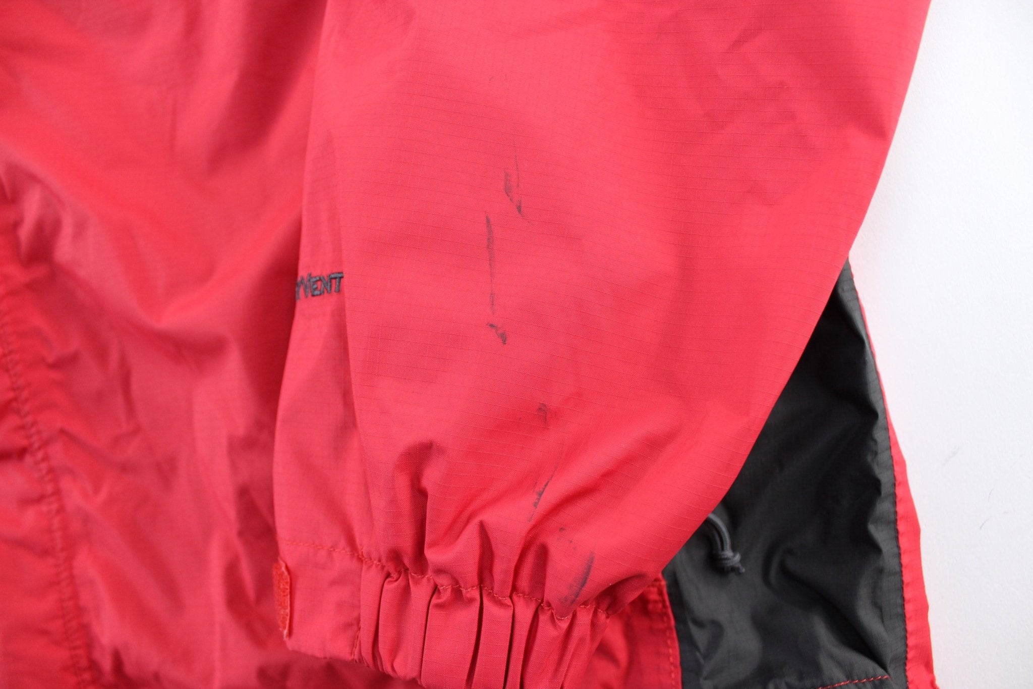 The North Face Embroidered Logo Red & Black Zip Up Jacket - ThriftedThreads.com