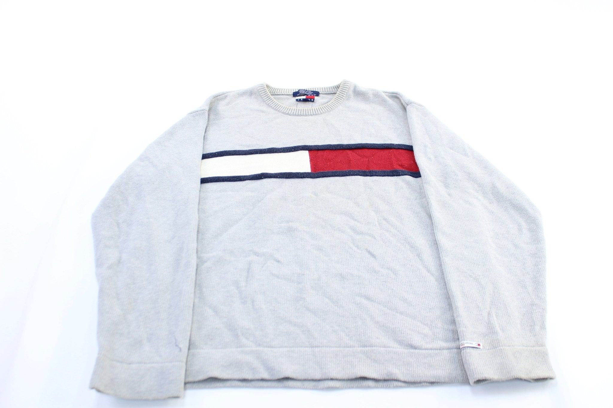 Tommy Hilfiger USA Flag Logo Grey Pullover - ThriftedThreads.com