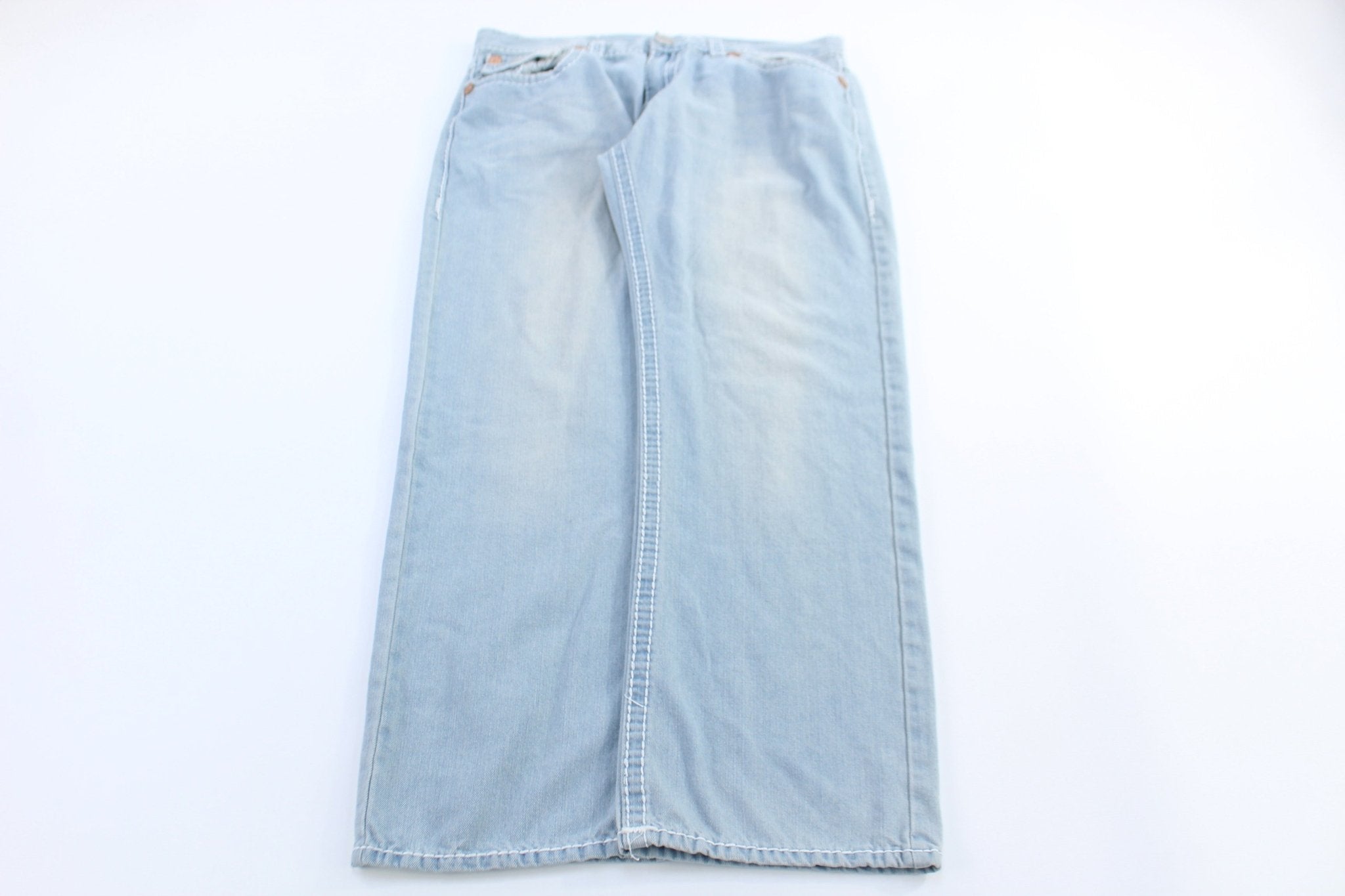 True Religion Billy Supert Light Wash Denim Jeans - Pants - Thrifted Threads