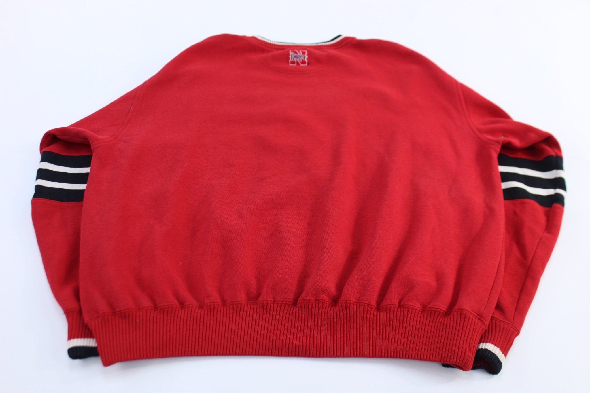 University of Nebraska Huskers Embroidered Sweatshirt - ThriftedThreads.com
