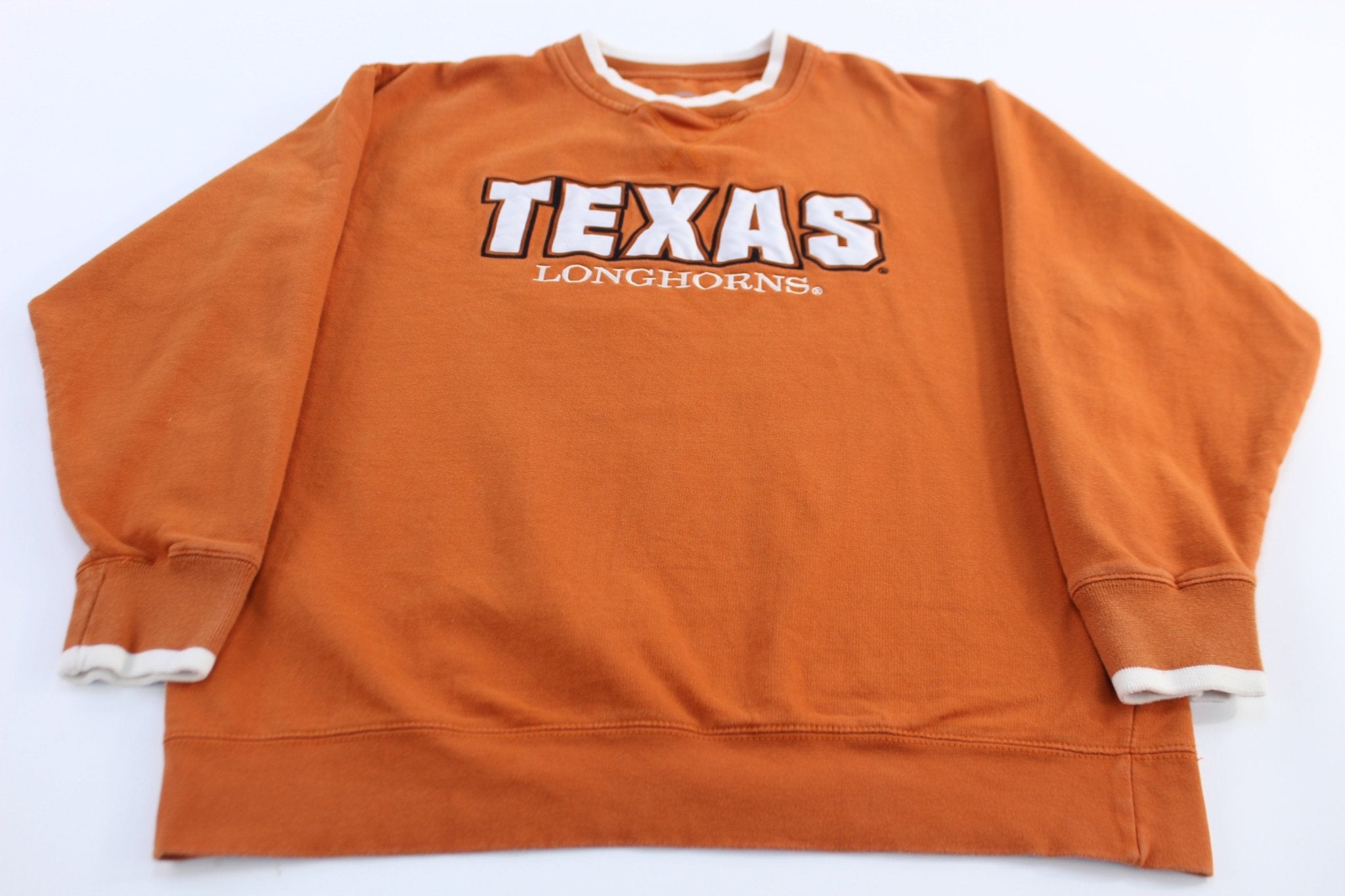 University of Texas Longhorns Embroidered Sweatshirt - ThriftedThreads.com