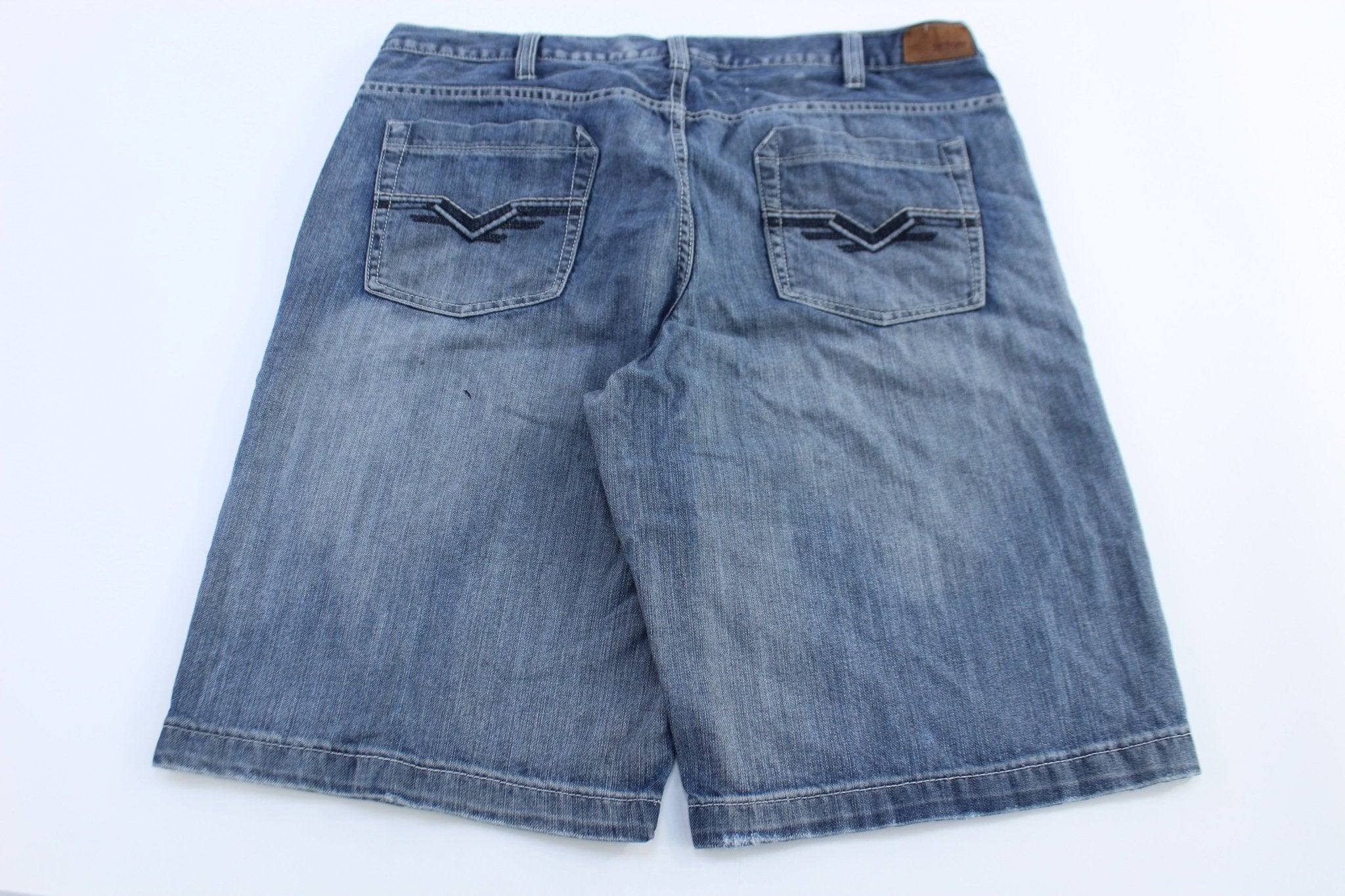 Urban Pipeline Medium Wash Denim Shorts - Pants/Shorts - Thrifted Threads