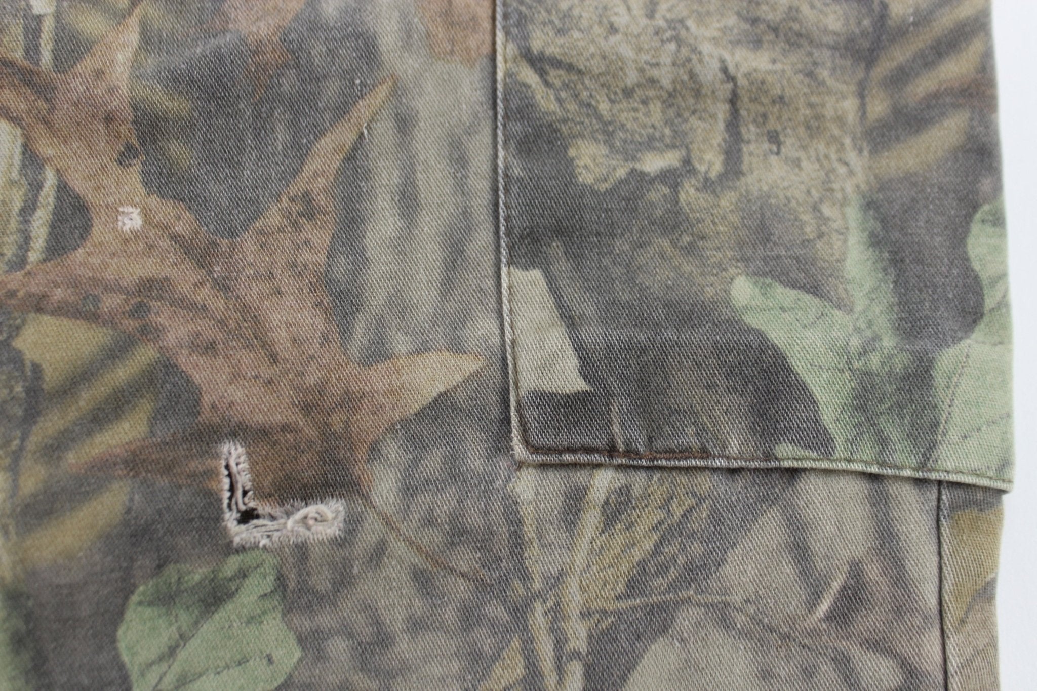 Vintage Advanatage Camo Cargo Pants - ThriftedThreads.com