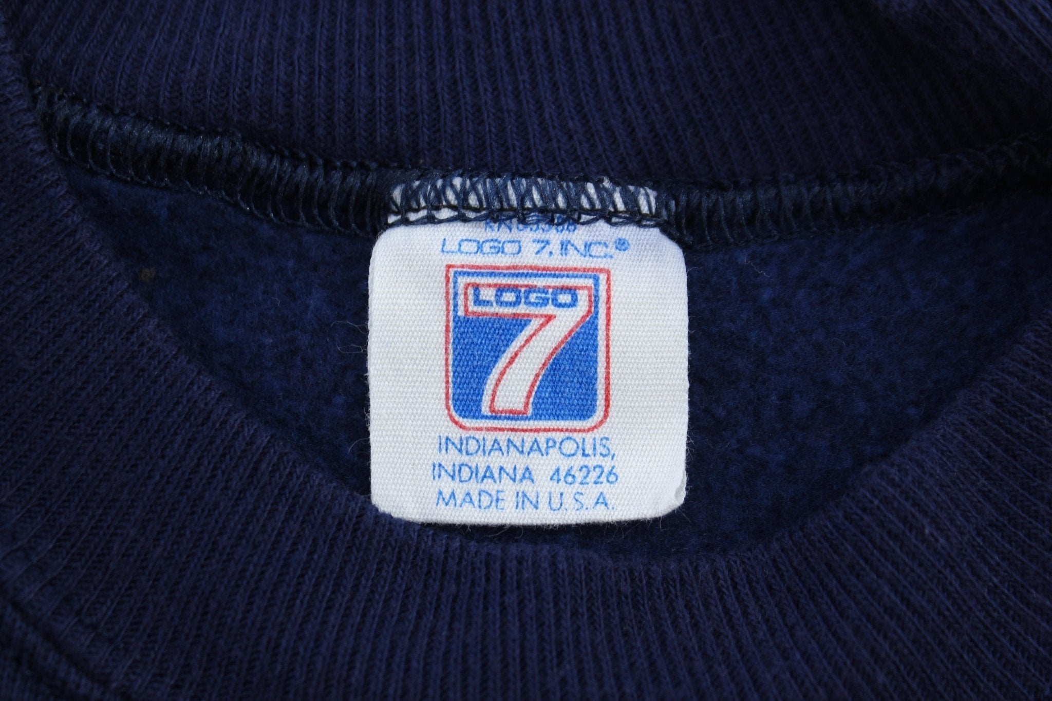 Vintage Dallas Cowboys Football Embroidered Sweatshirt - Sweatshirt - Thrifted Threads