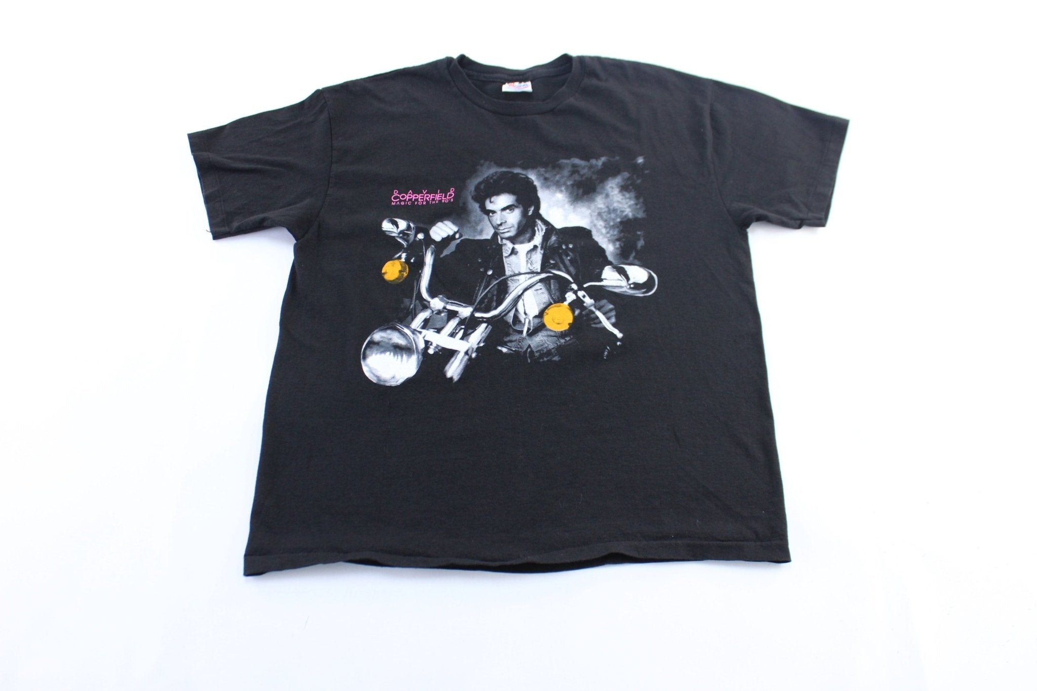 Vintage David Copperfield Magic For The 90's Graphic T-Shirt - ThriftedThreads.com