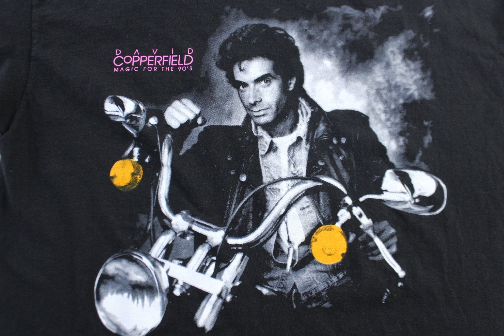 Vintage David Copperfield Magic For The 90's Graphic T-Shirt - ThriftedThreads.com