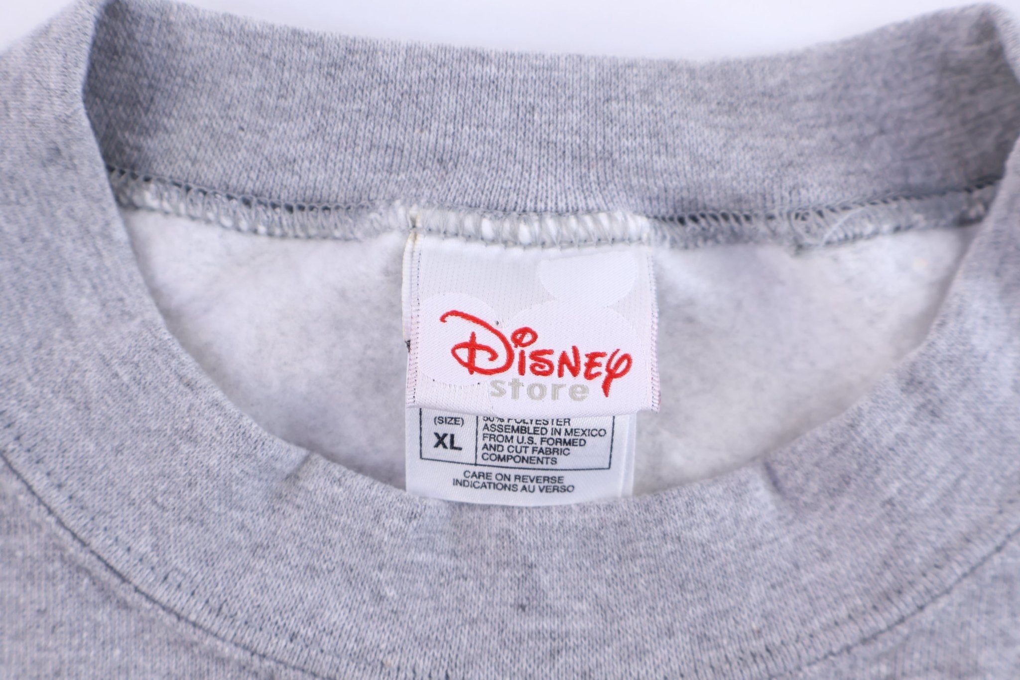 Vintage Disney Store Pooh Graphic Sweatshirt - Sweatshirt - Thrifted Threads
