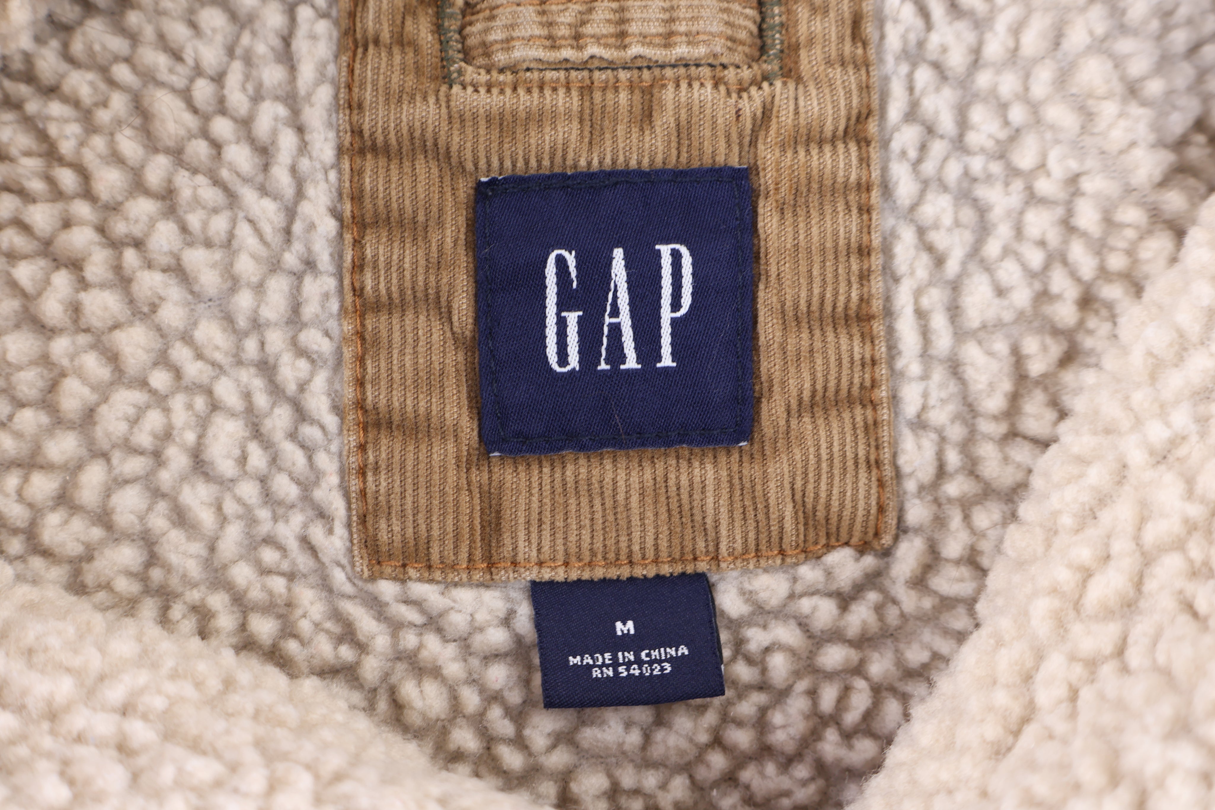 Vintage GAP Tan Sherpa Lined Jacket - Jacket - Thrifted Threads