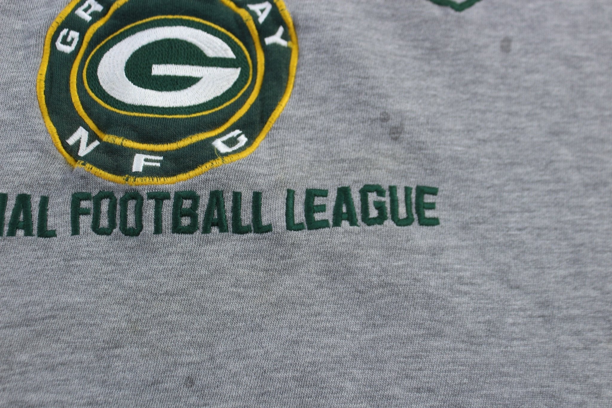Vintage Green Bay Packers Football Sweatshirt - Sweatshirt - Thrifted Threads