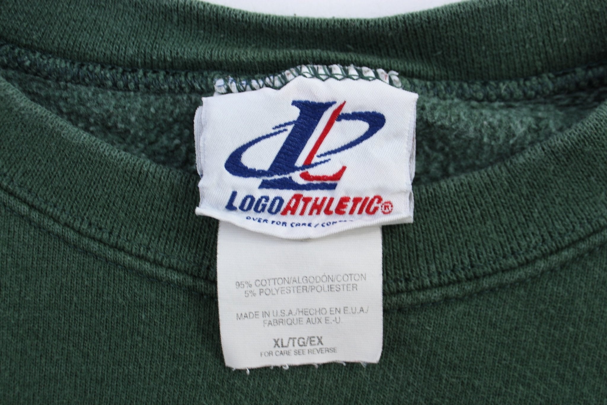 Vintage Green Bay Packers Football Sweatshirt - Sweatshirt - Thrifted Threads