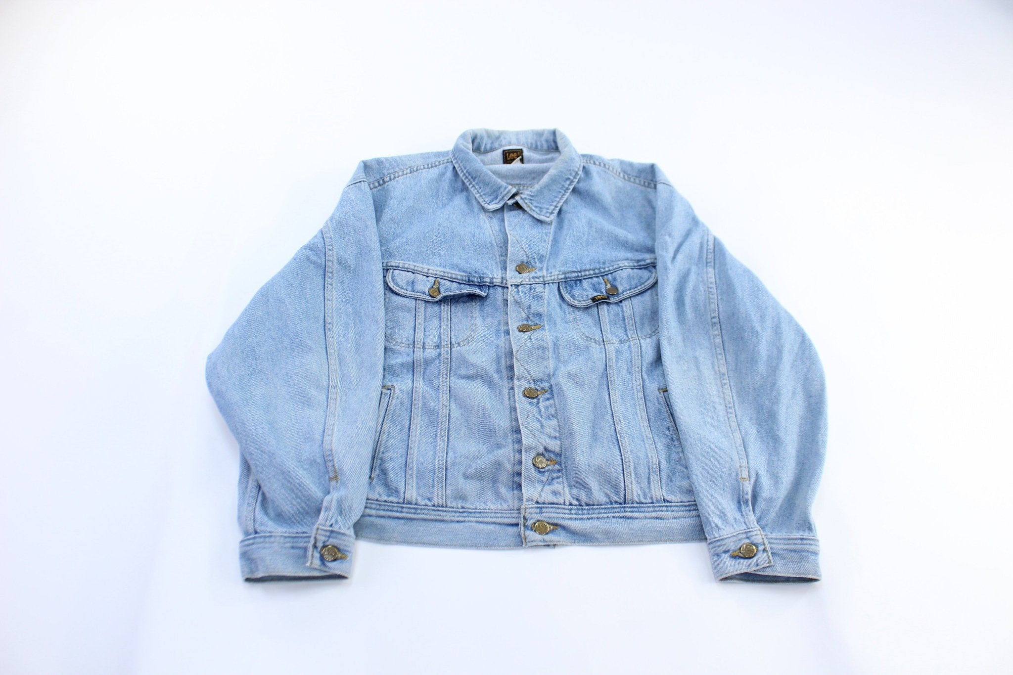 Vintage Lee Light Wash Denim Jacket - ThriftedThreads.com