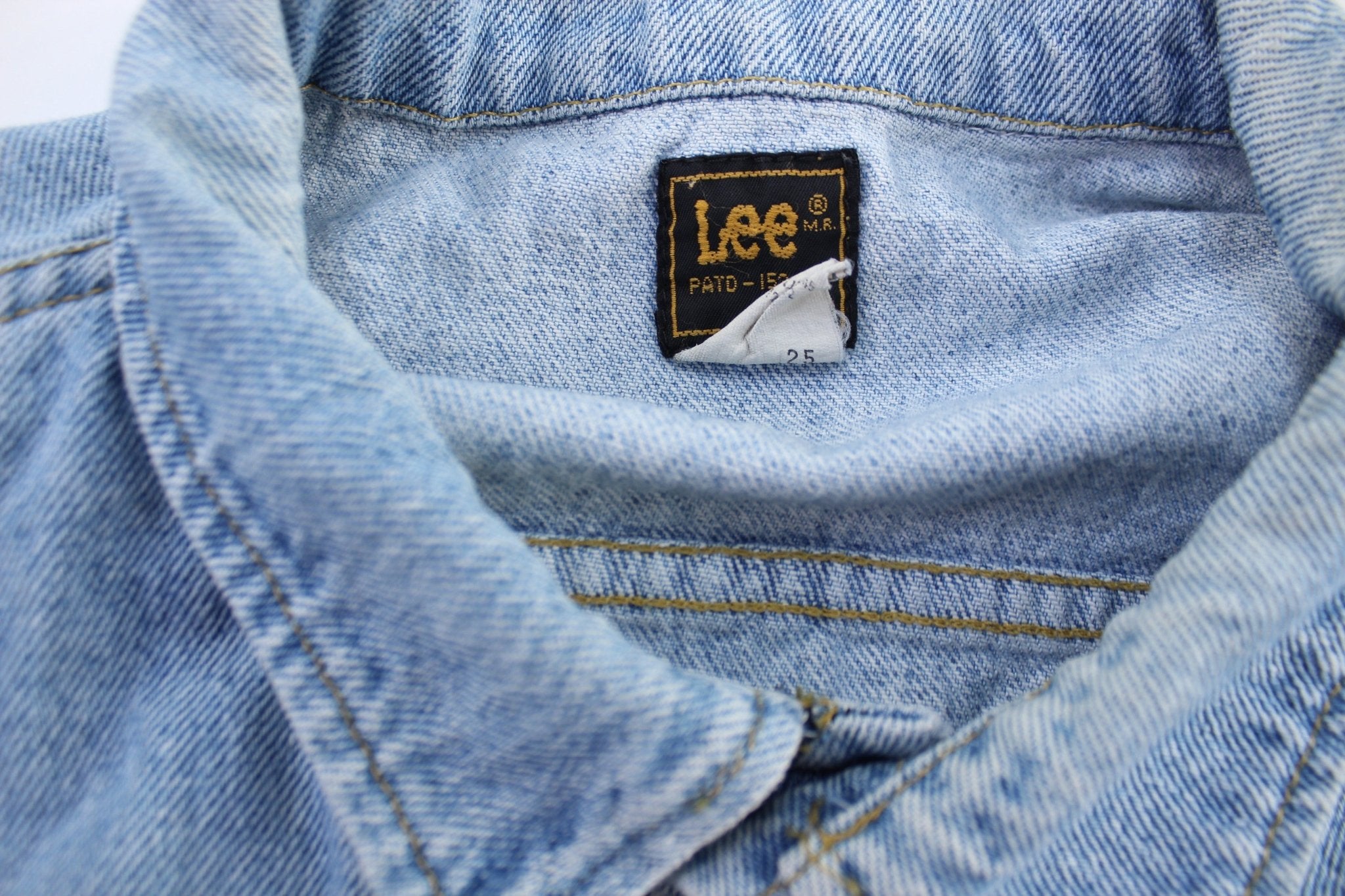 Vintage Lee Light Wash Denim Jacket - ThriftedThreads.com