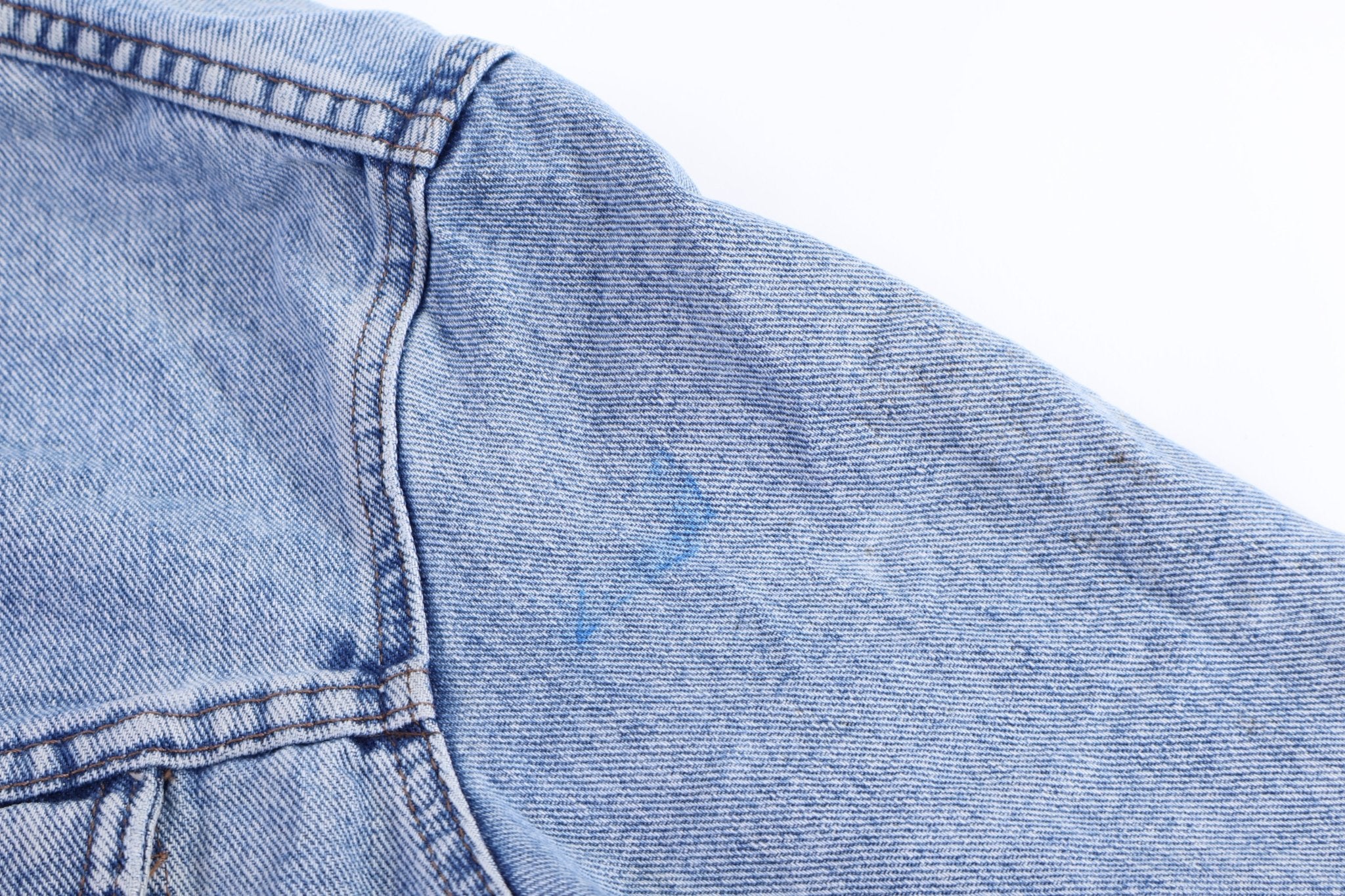 Vintage Lee Riveted Light Wash Denim Jacket - Jacket - Thrifted Threads