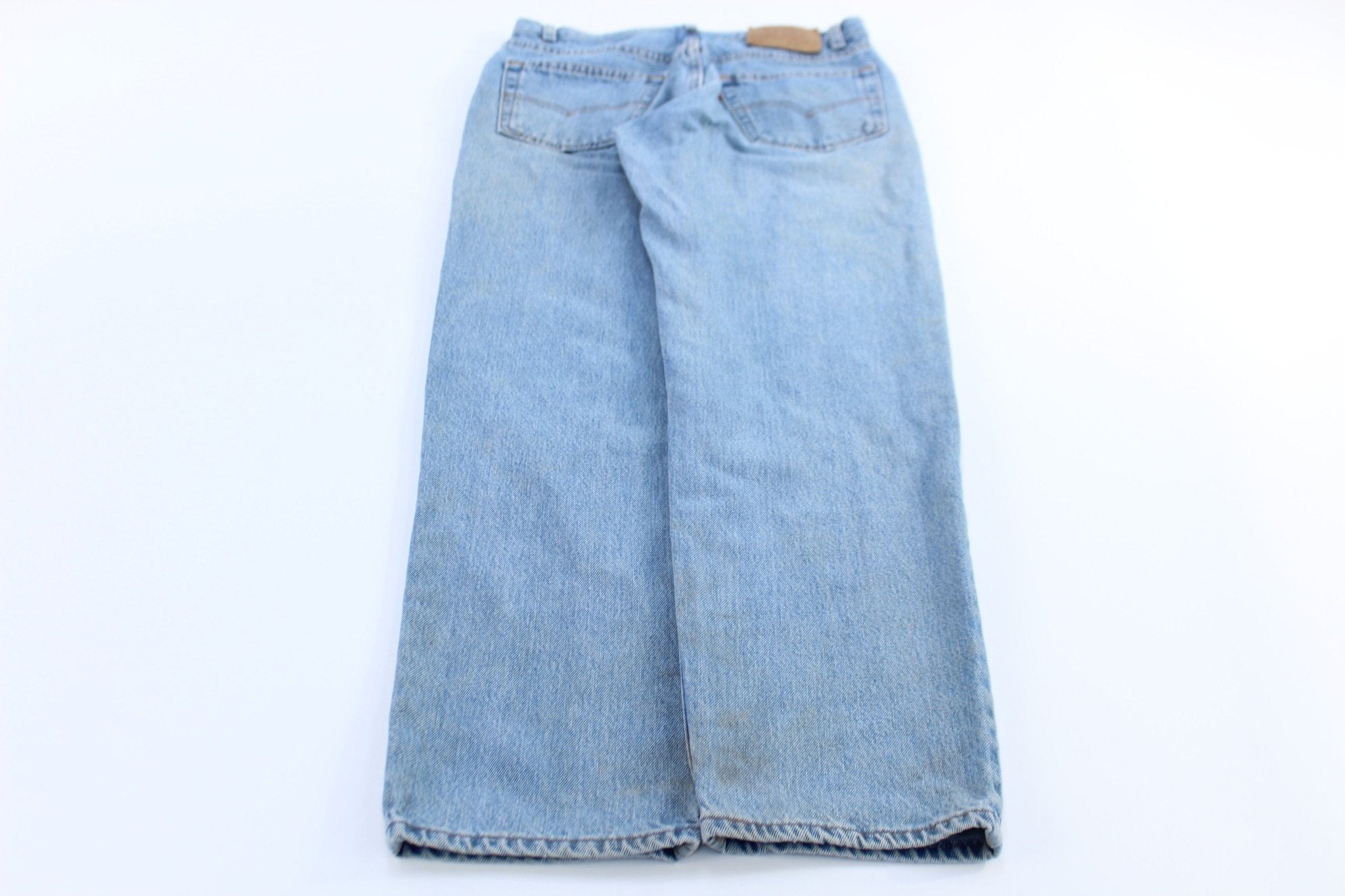 Vintage Levi's 550 Light Wash Relaxed Fit Denim Jeans - ThriftedThreads.com