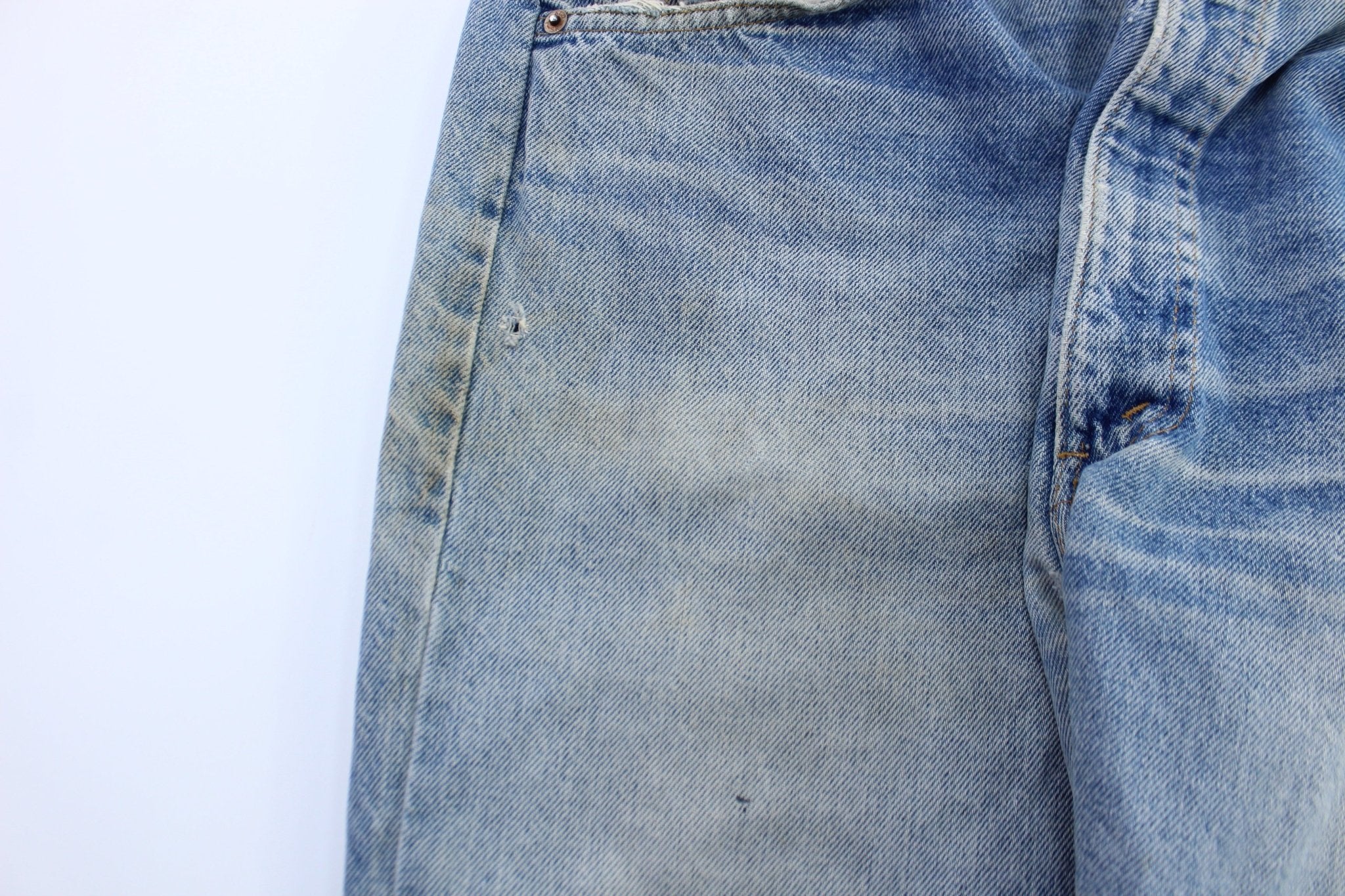 Vintage Levi's Denim Jeans - ThriftedThreads.com