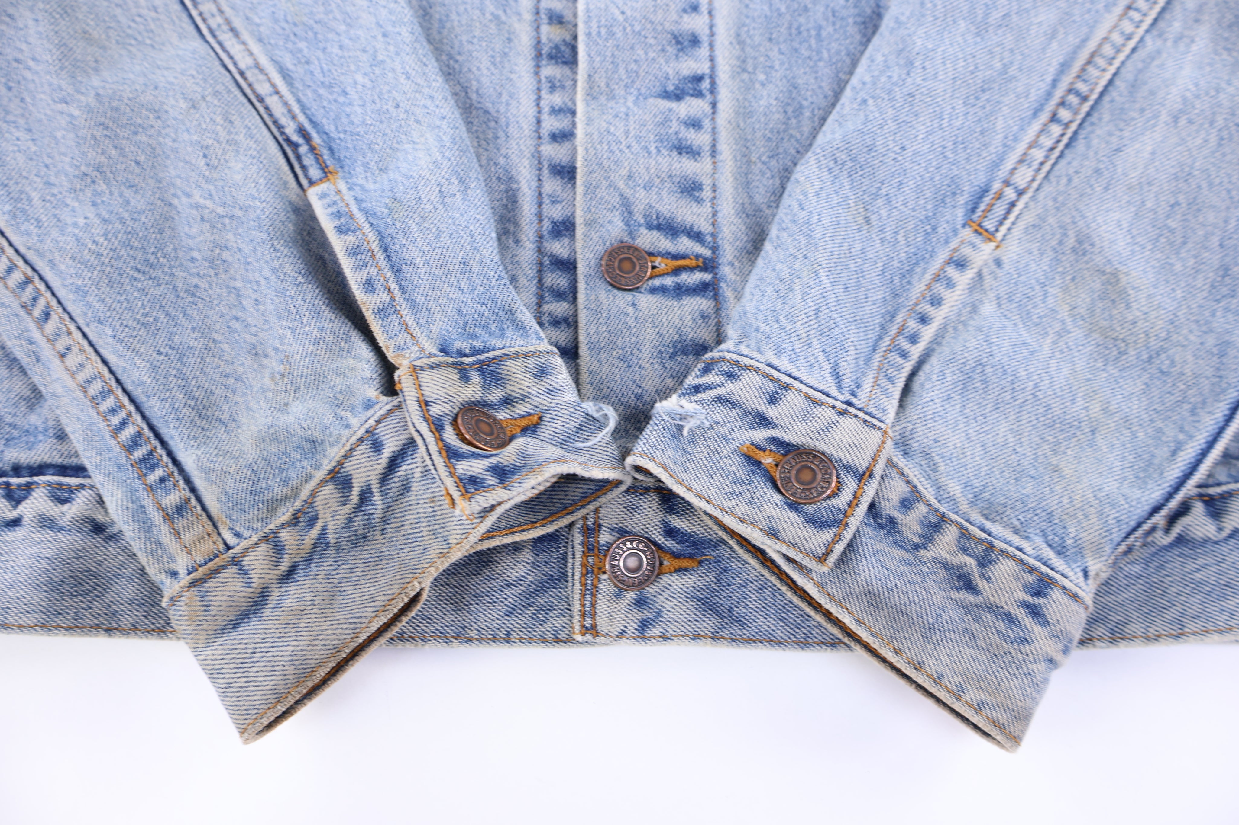 Vintage Levi's Medium Wash Denim Jacket - Jacket - Thrifted Threads