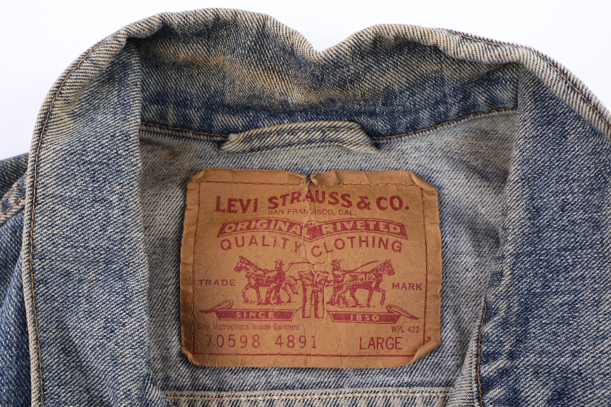 Vintage Levi's Medium Wash Denim Jacket - Jacket - Thrifted Threads