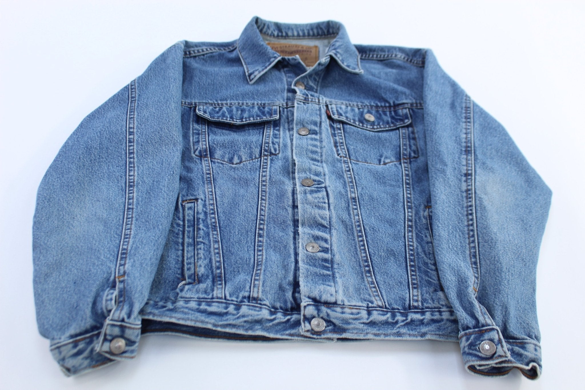Vintage Levi's Medium Wash Denim Trucker Jacket - Jacket - Thrifted Threads