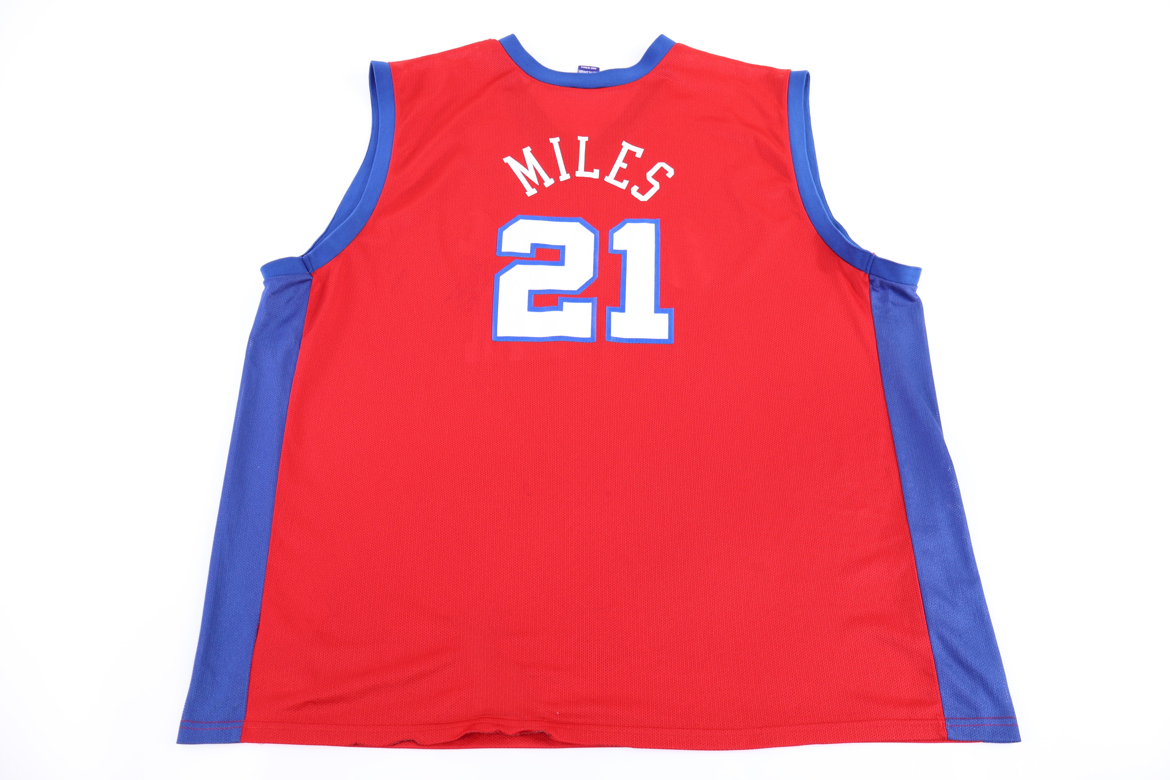Vintage Los Angeles Clippers Darius Miles Basketball Jersey - Jerseys/Tanks - Thrifted Threads