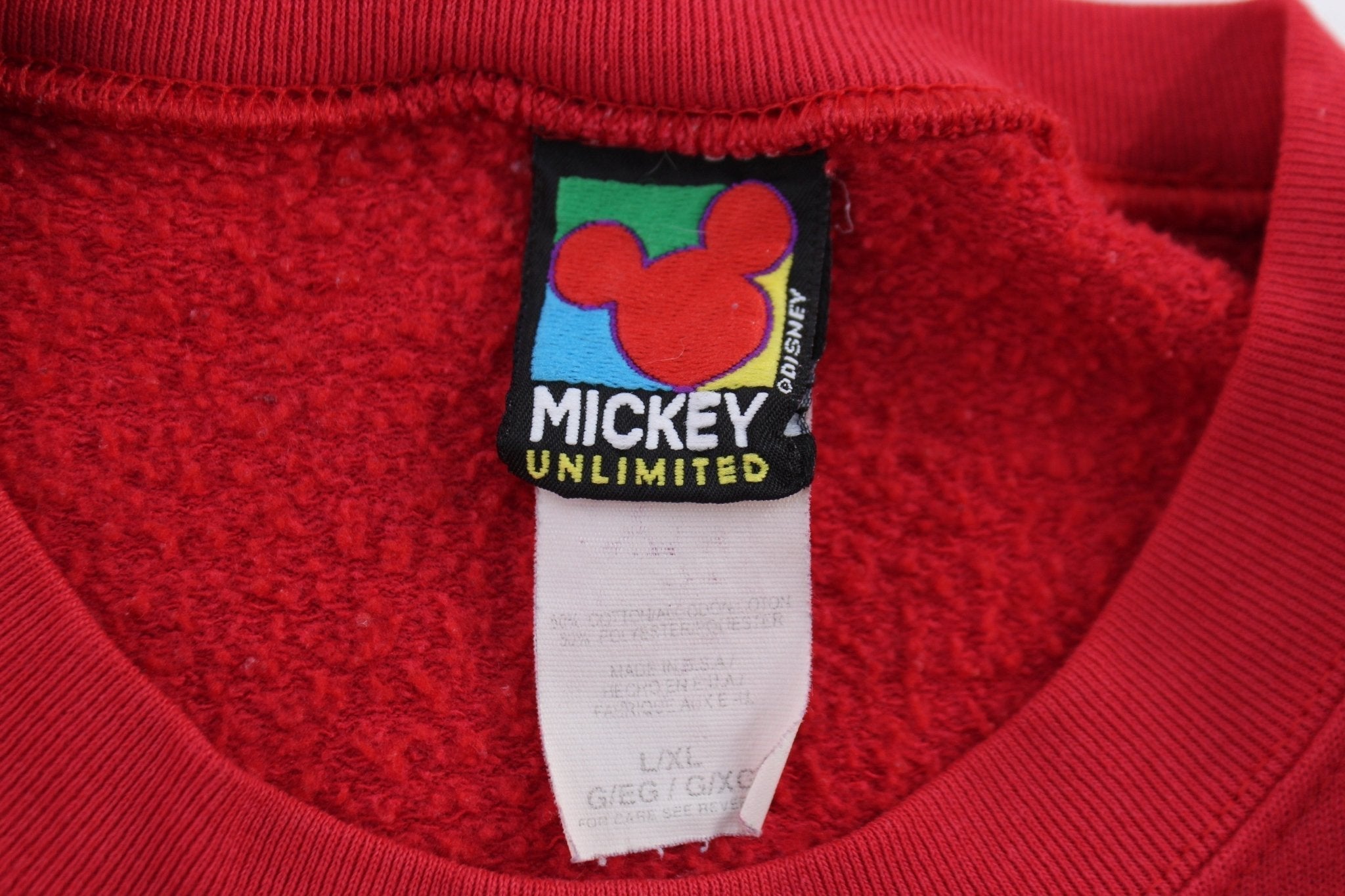 Vintage Mickey & Goofy Graphic Sweatshirt - ThriftedThreads.com