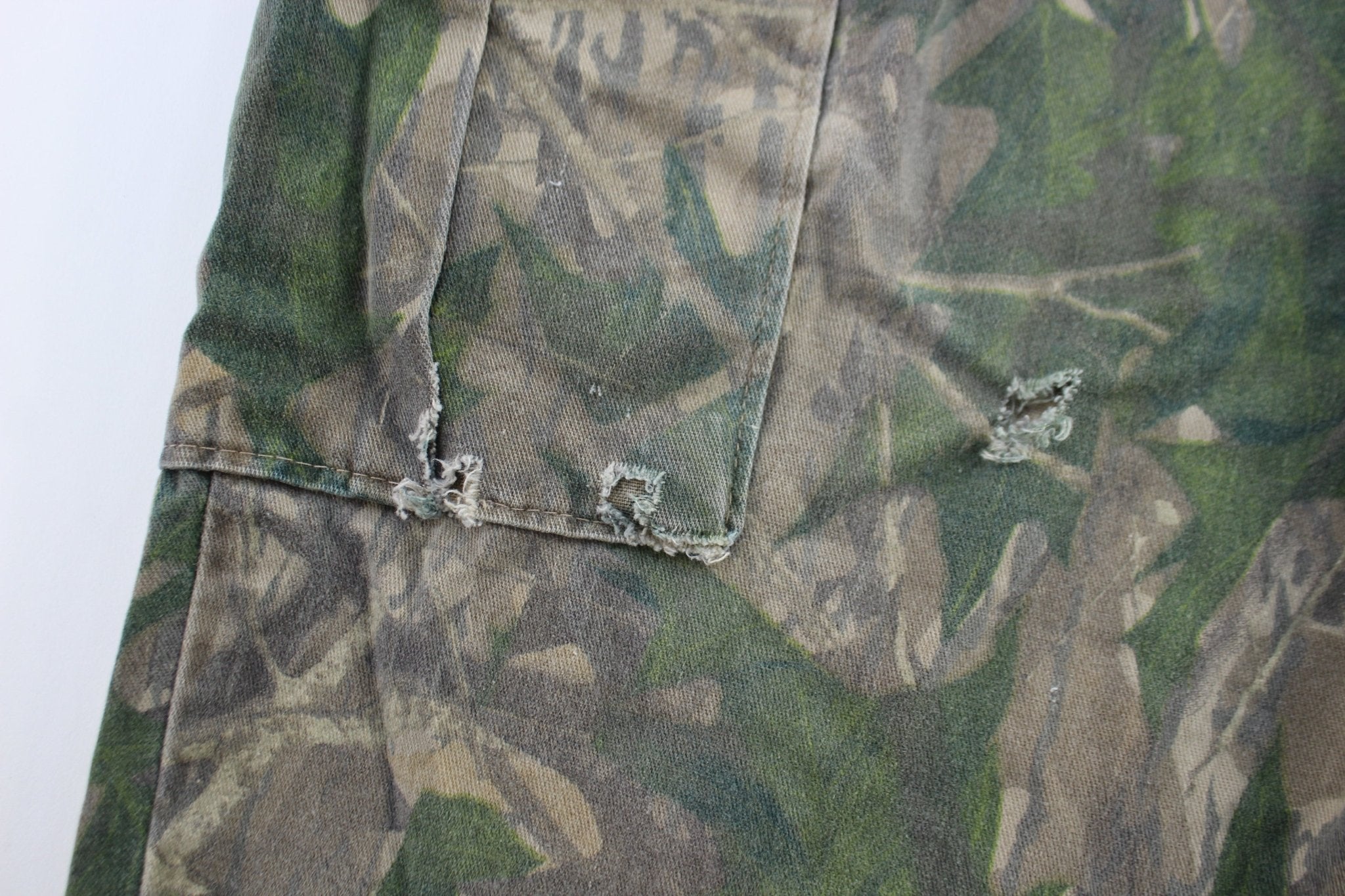 Vintage Mossy Oak Camo Pants - ThriftedThreads.com