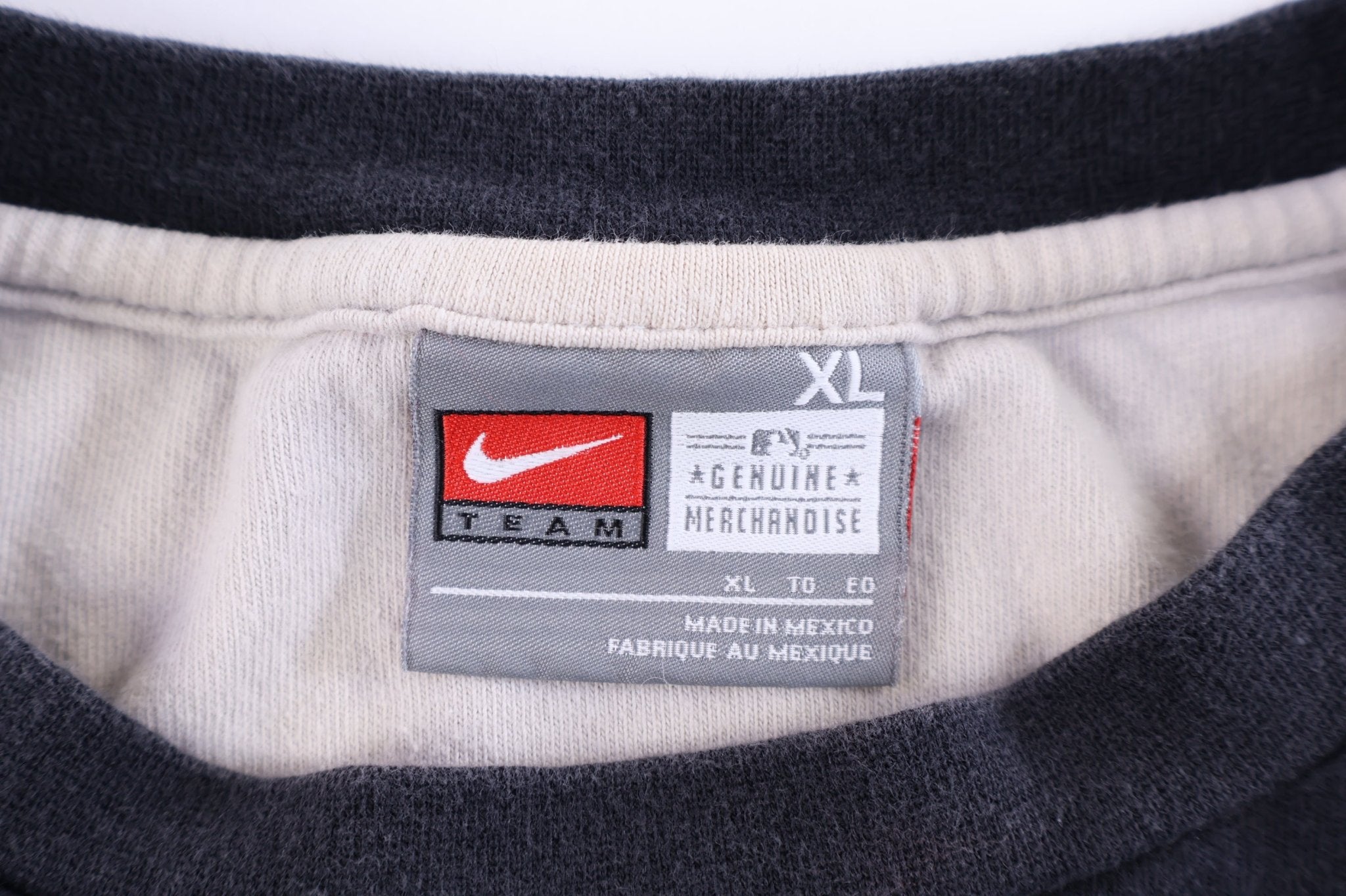 Vintage Nike Chicago White Sox T-shirt - Shirts & Tops - Thrifted Threads