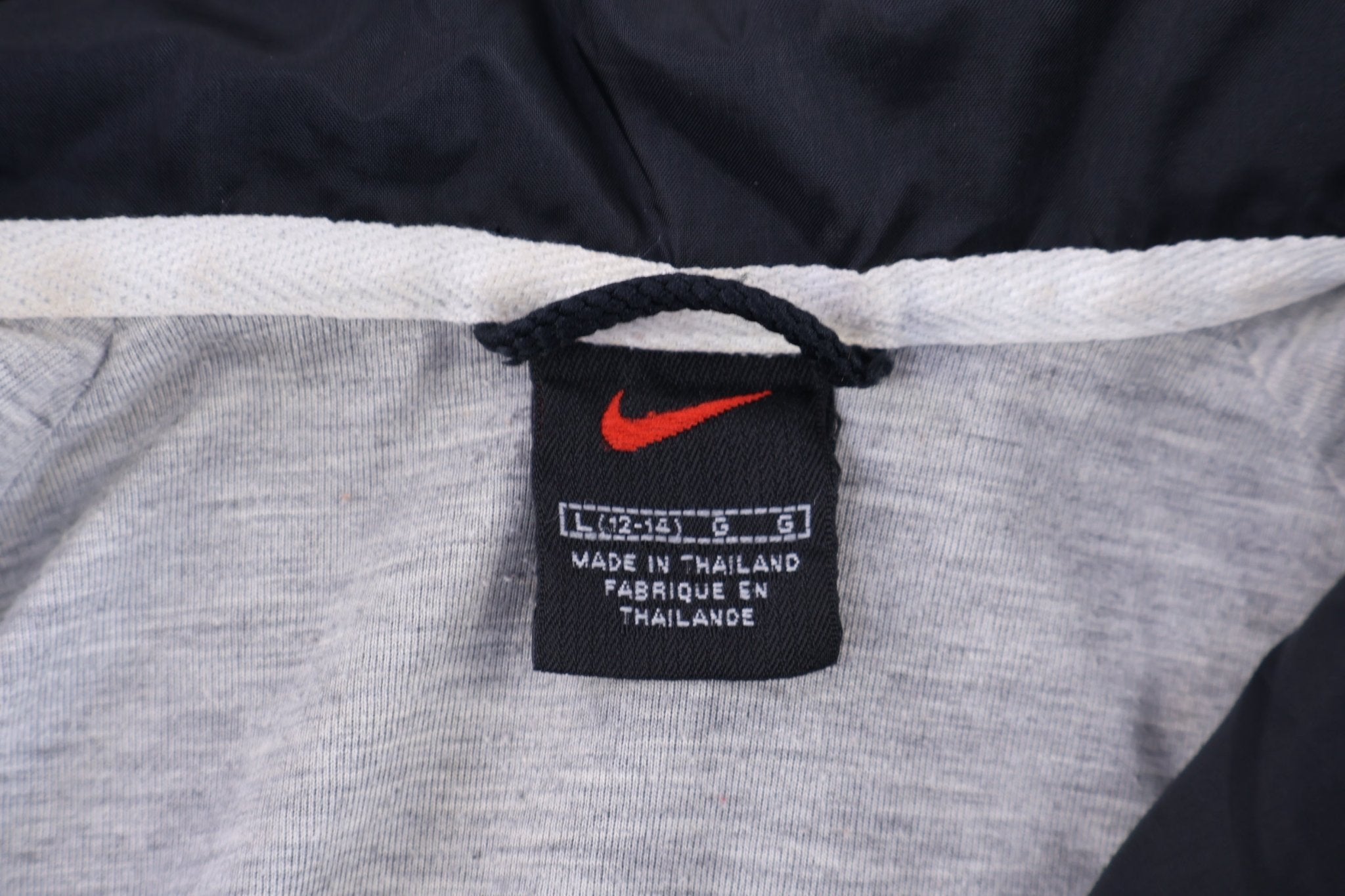 Vintage Nike Embroidered Logo Black & White Full Zip Jacket - Jacket - Thrifted Threads